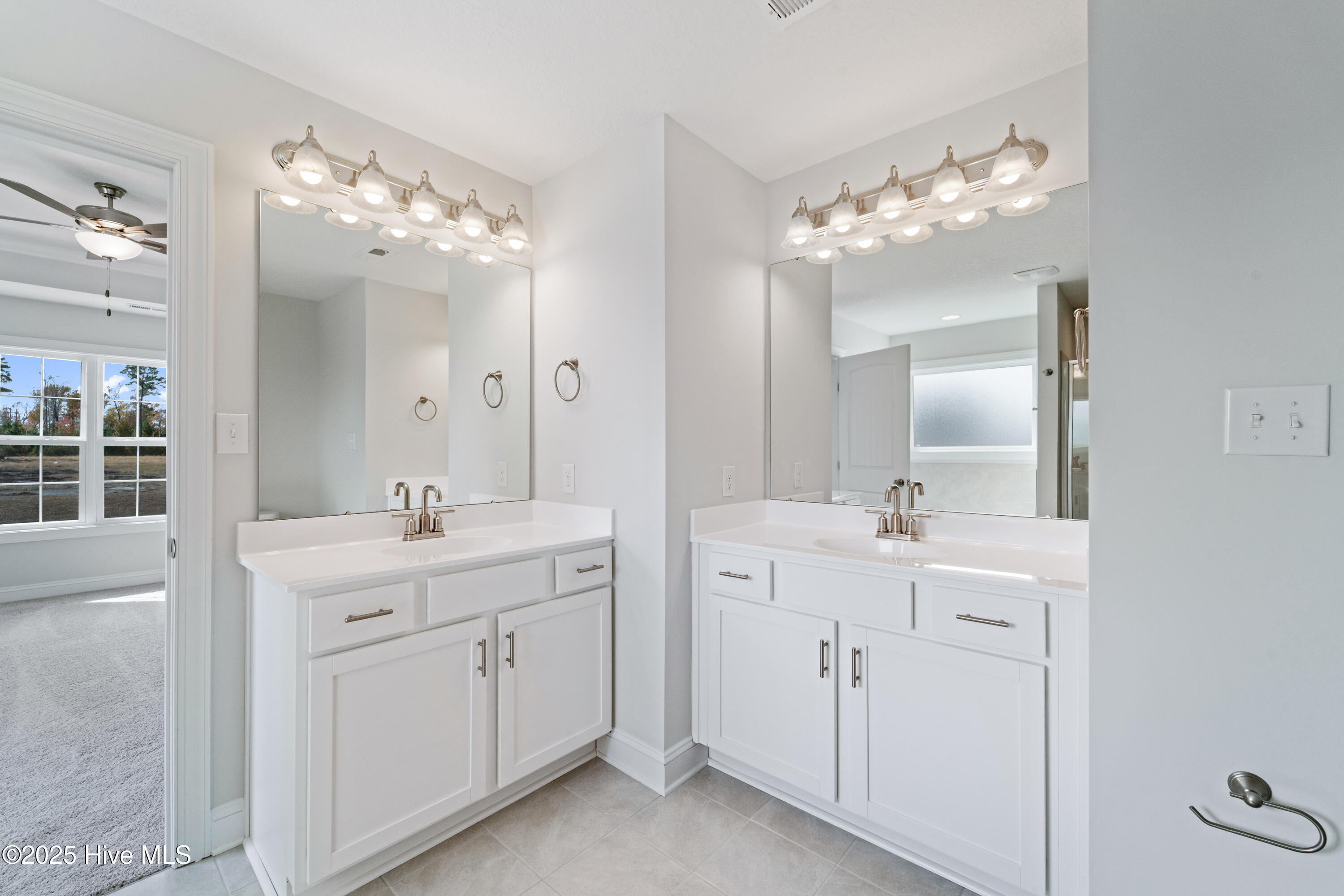 100493464 | Photo 20