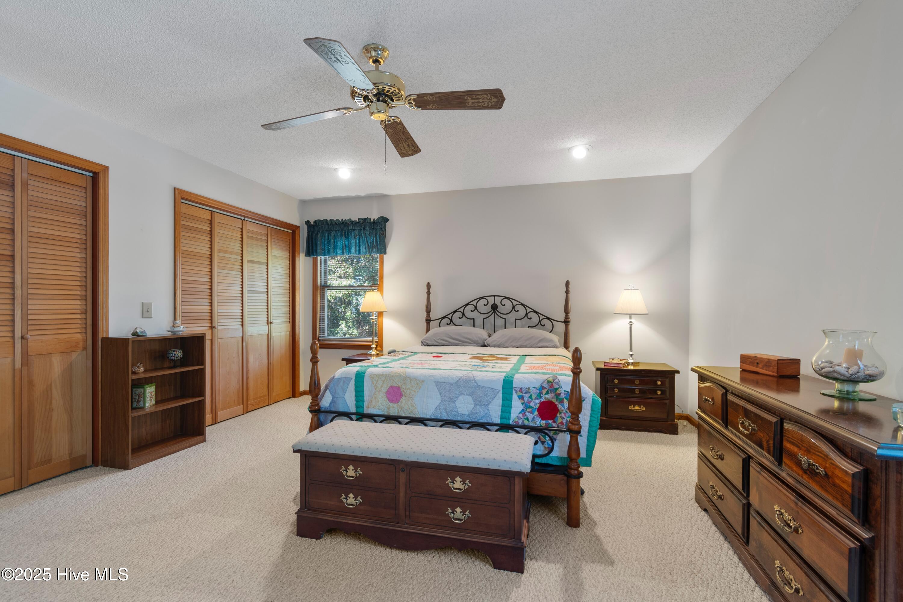 100533822 | Photo 21