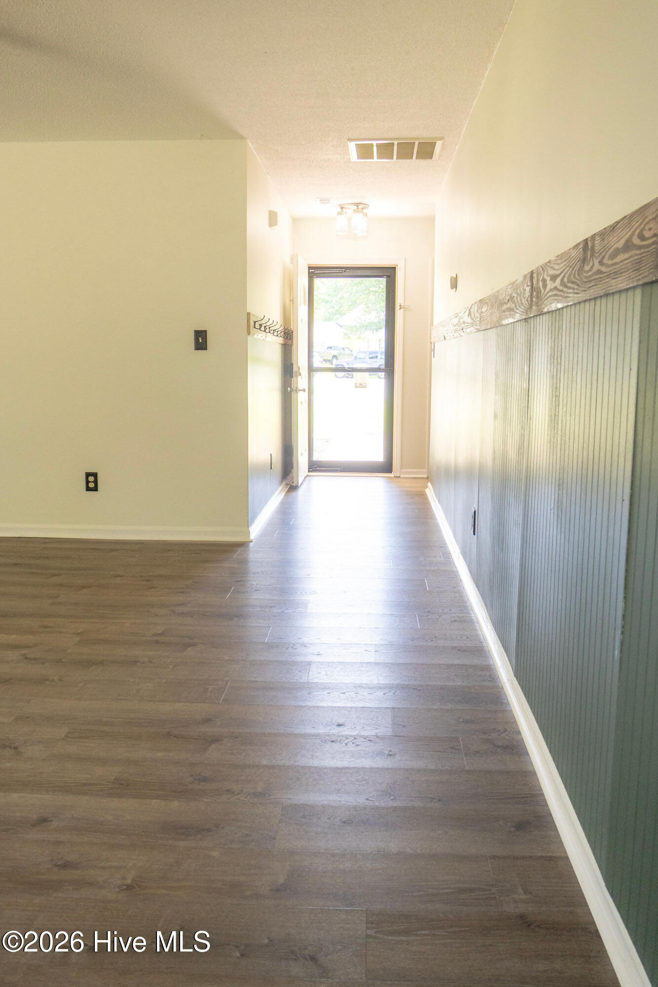 206 Blueberry Court,Hubert