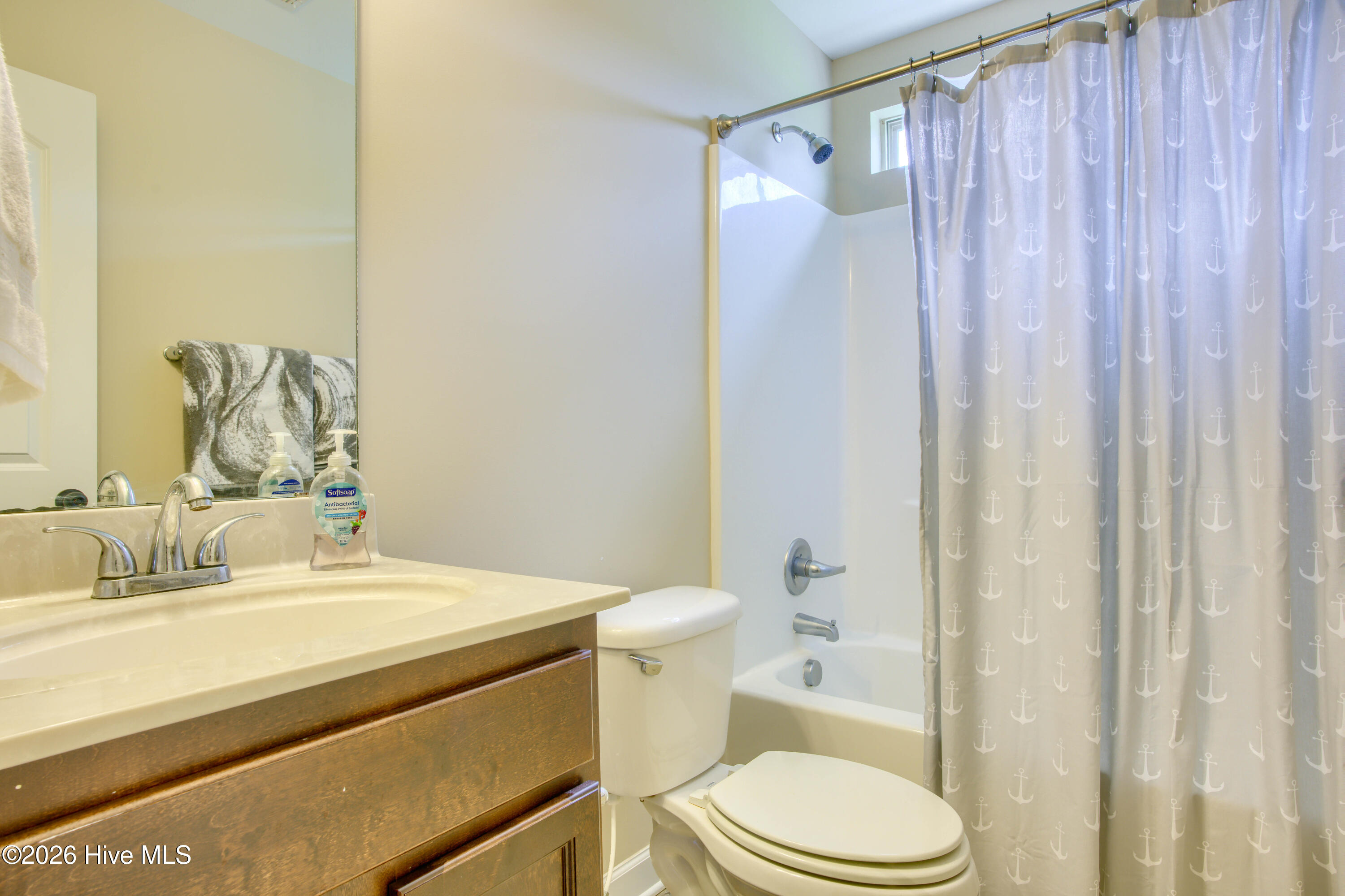 100563081 | Photo 17