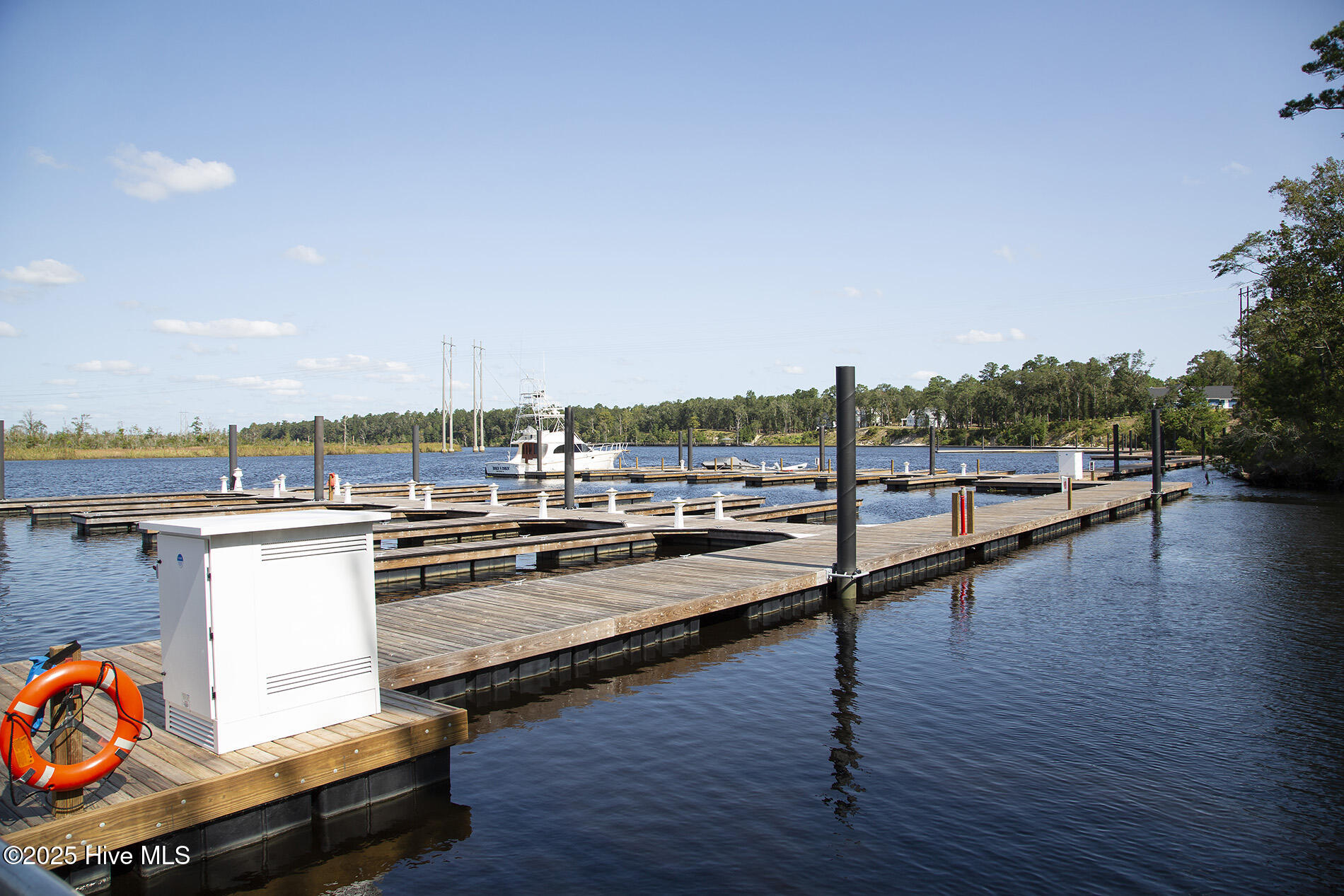 100556749 | Photo 59