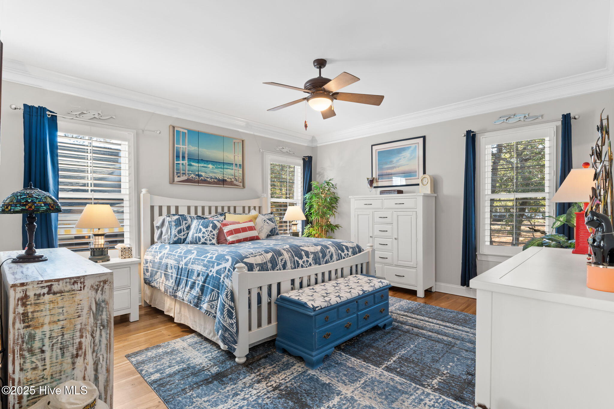 100544060 | Photo 44