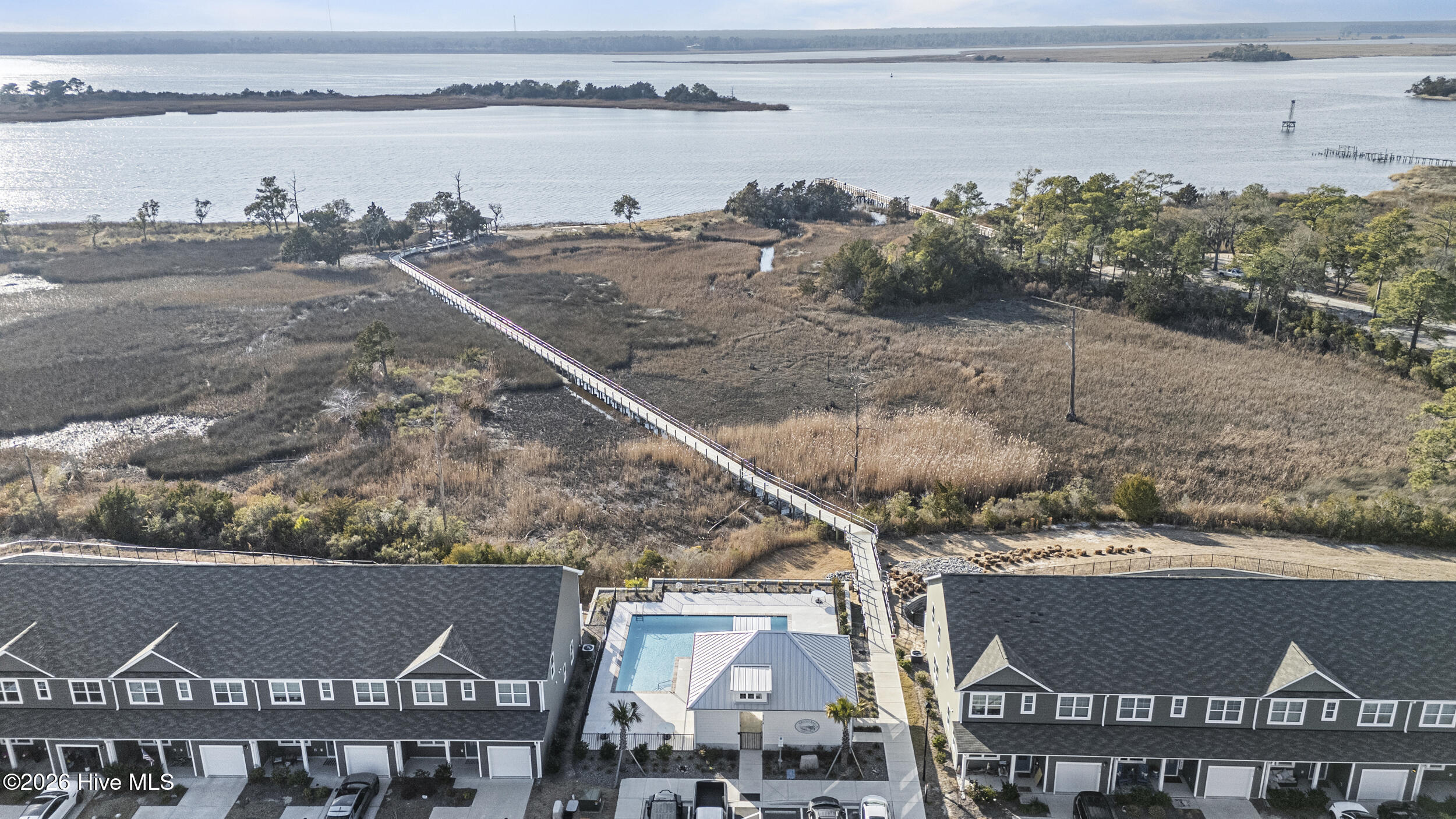 100554474 | Photo 41