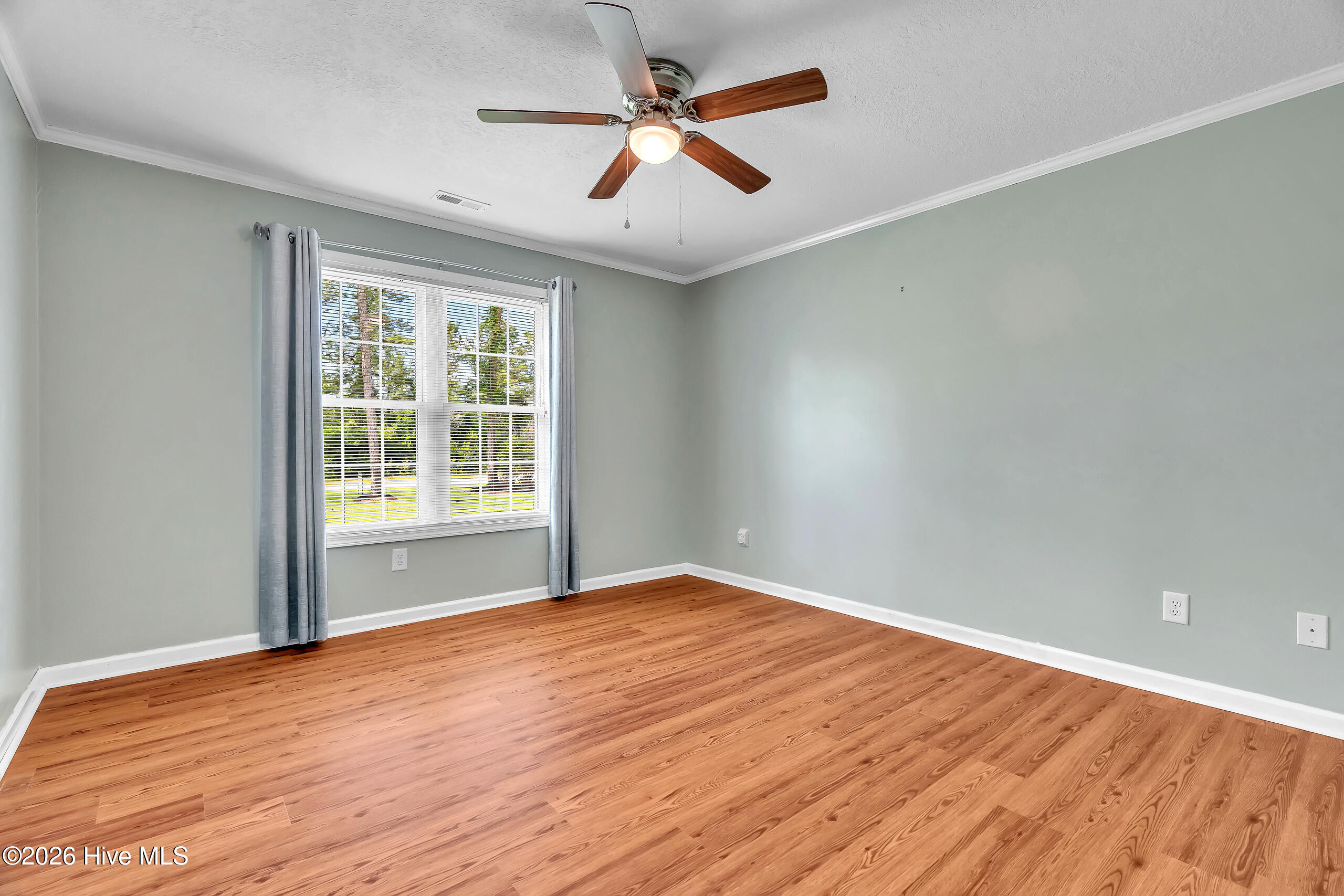 215 Winding Creek Way,Hubert