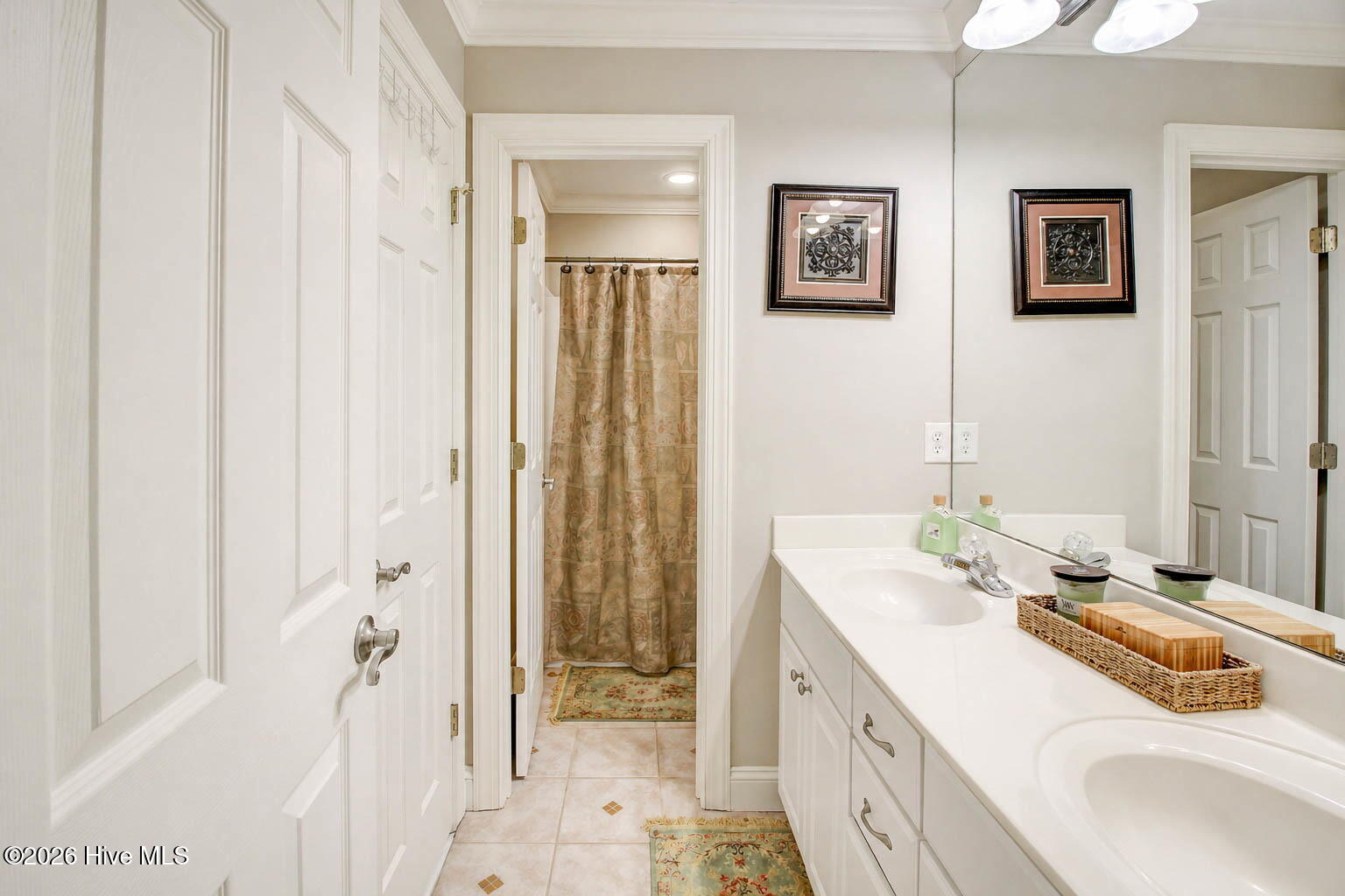 305 Holly Lane,Newport