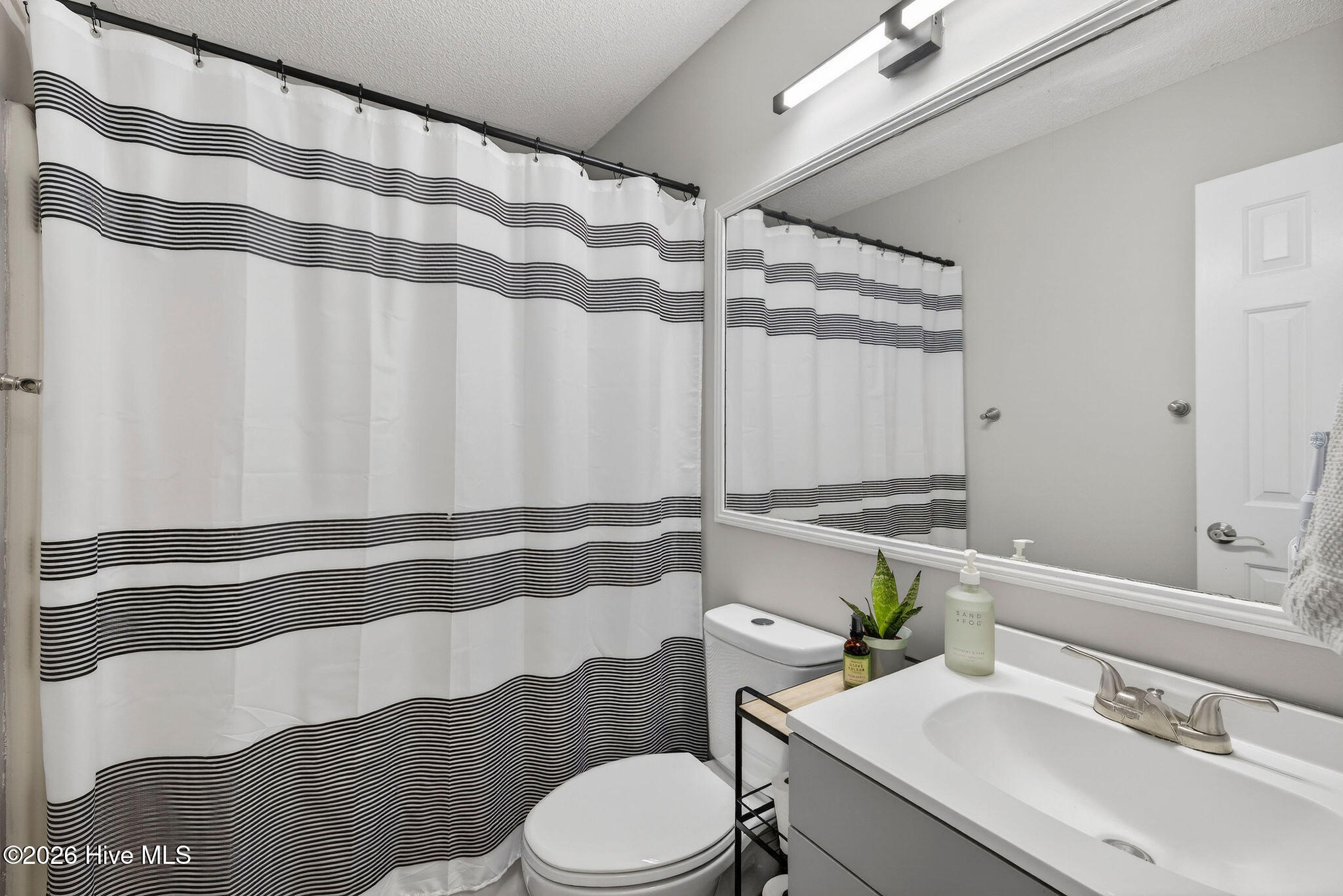 100555356 | Photo 20