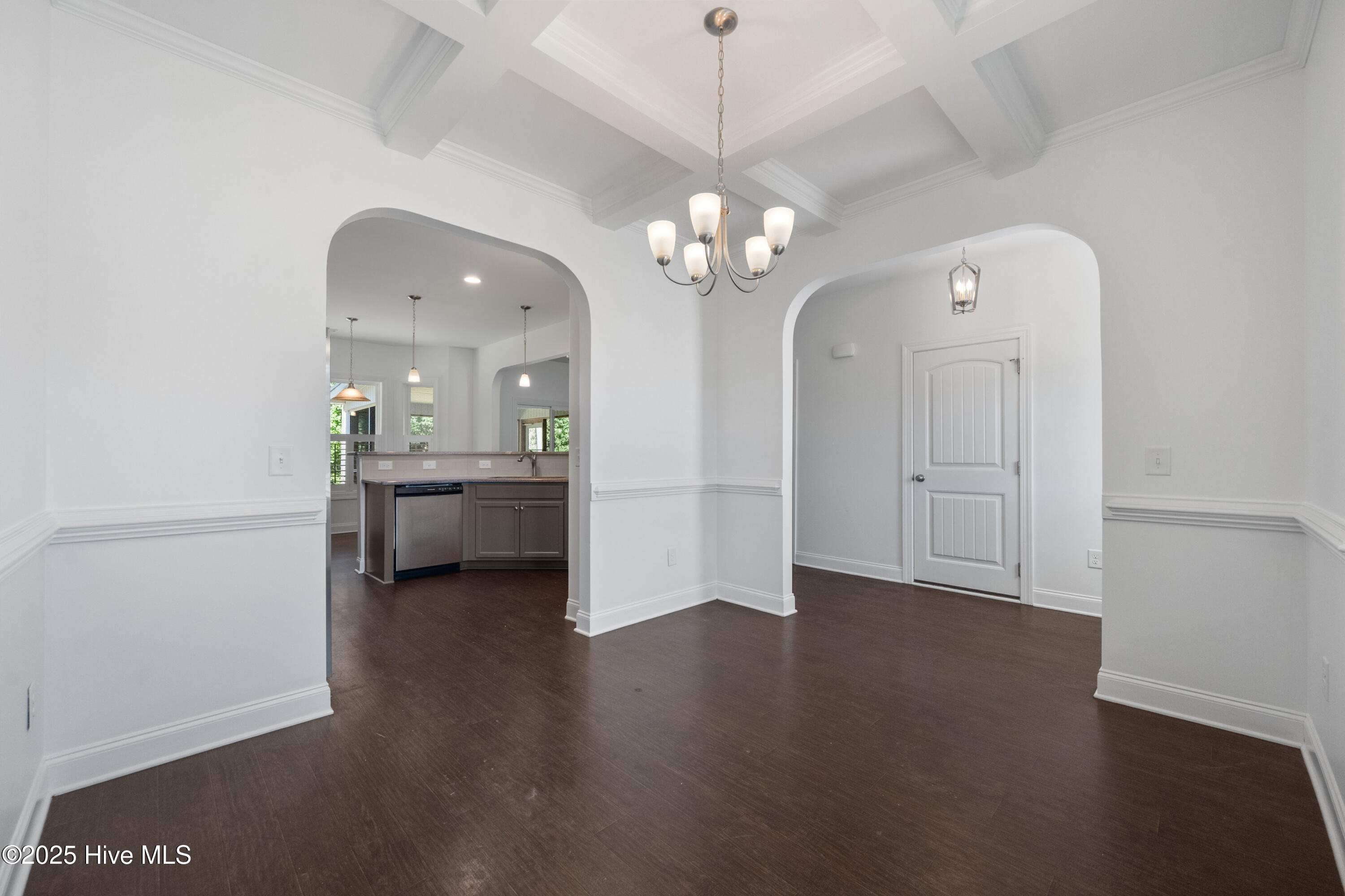 100546019 | Photo 19