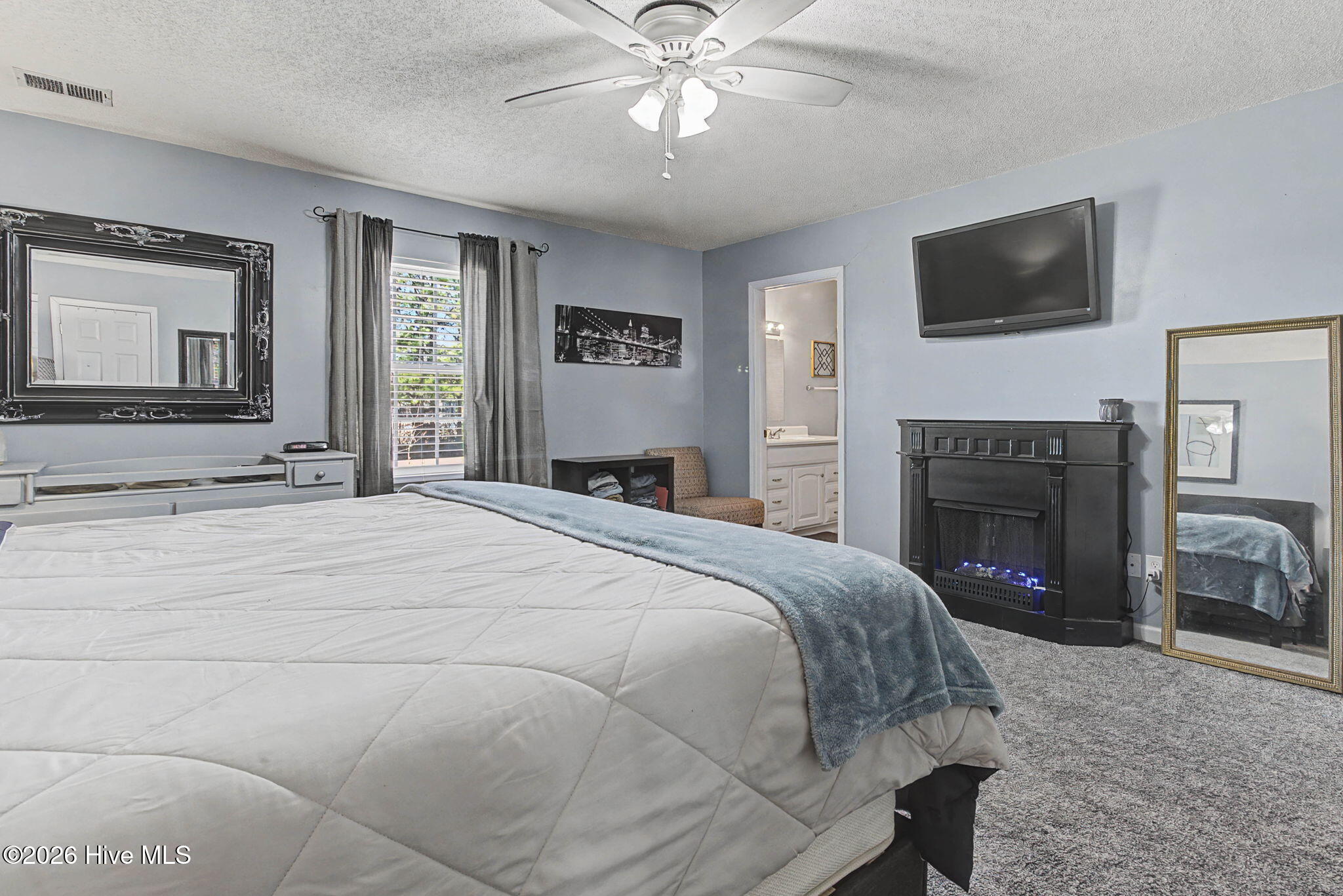 100555343 | Photo 16