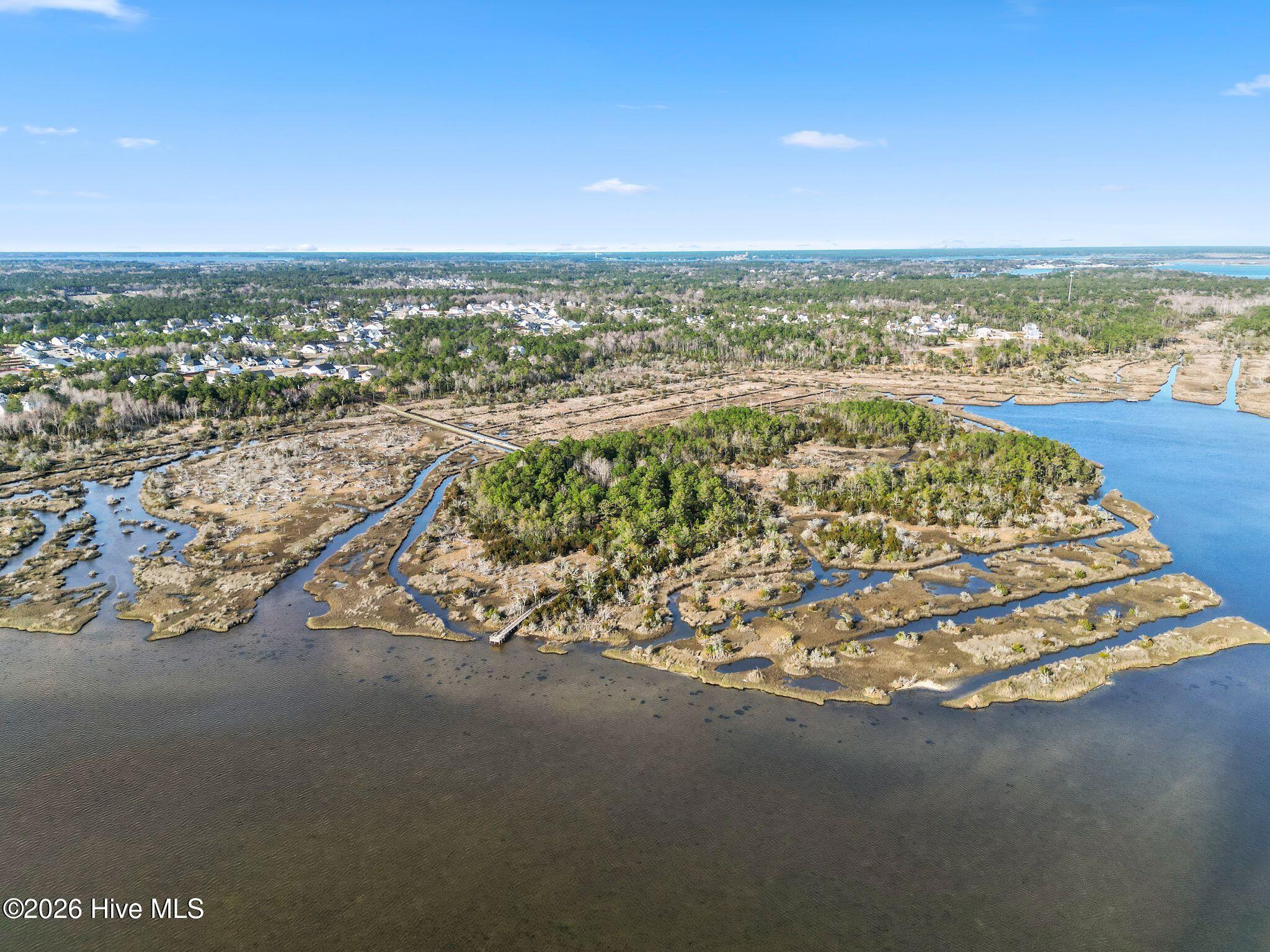 100569153 | Photo 79