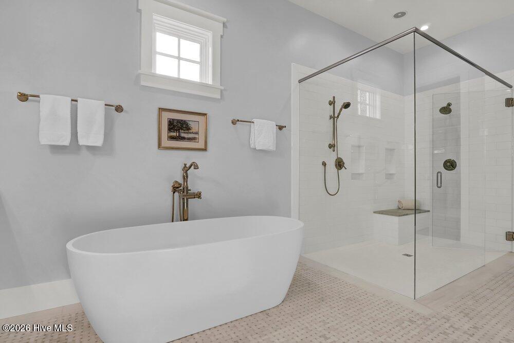 100552560 | Photo 23