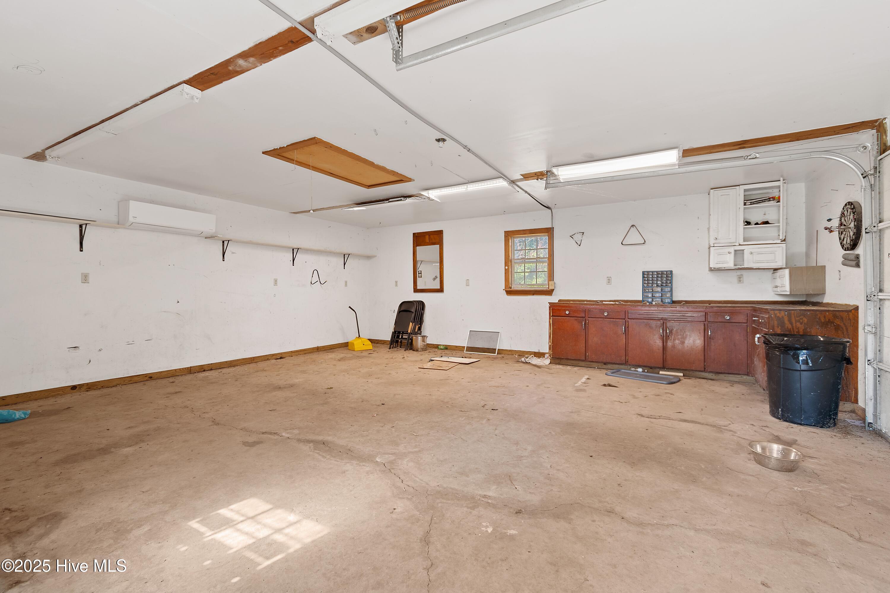 100532696 | Photo 23