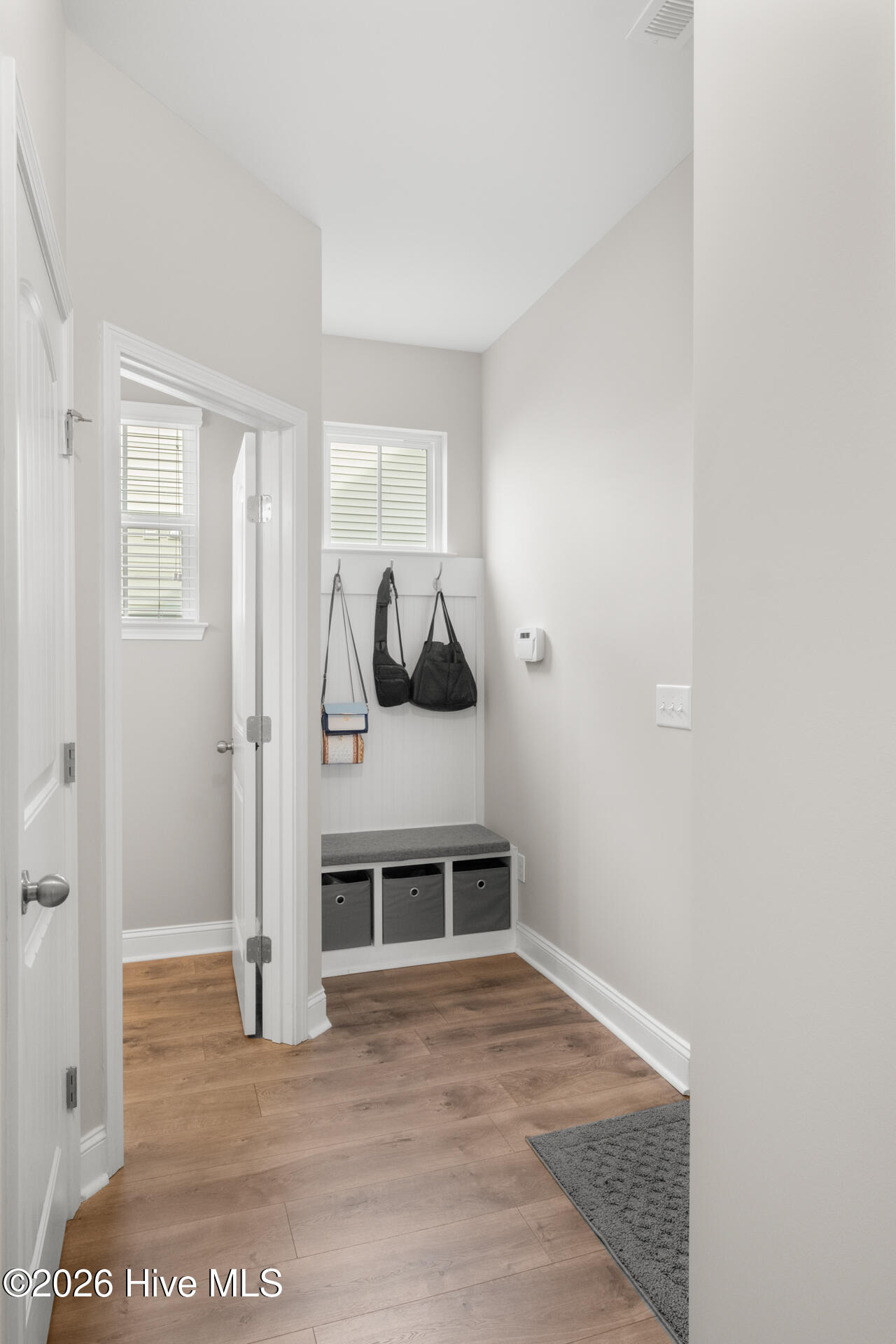 100552909 | Photo 25