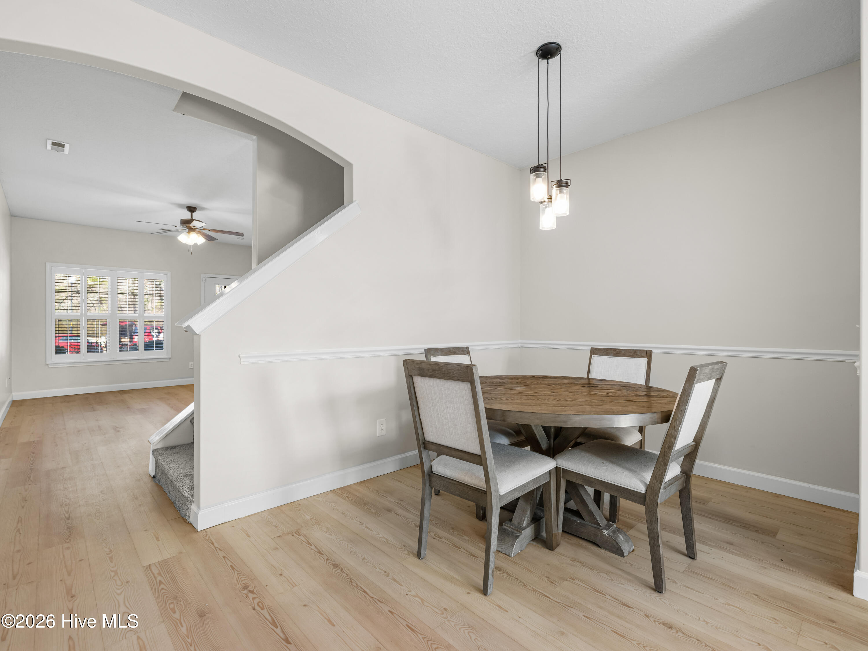 100554822 | Photo 13