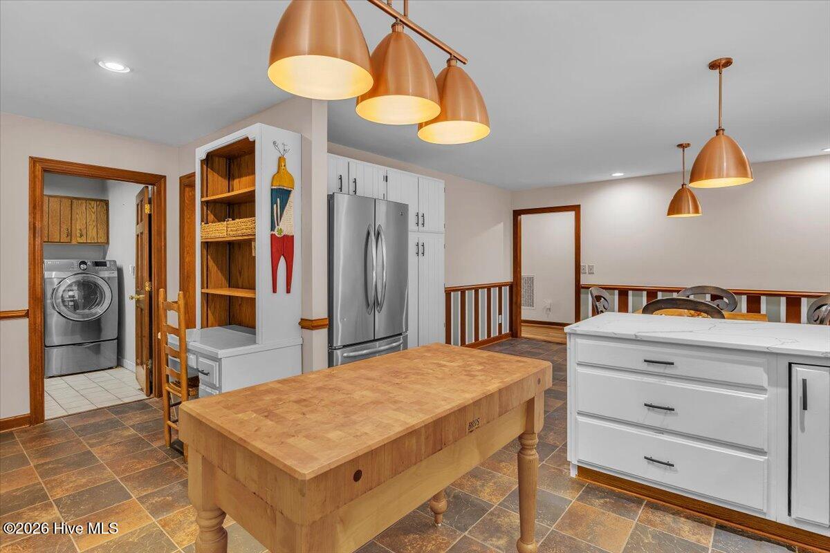 100565591 | Photo 17