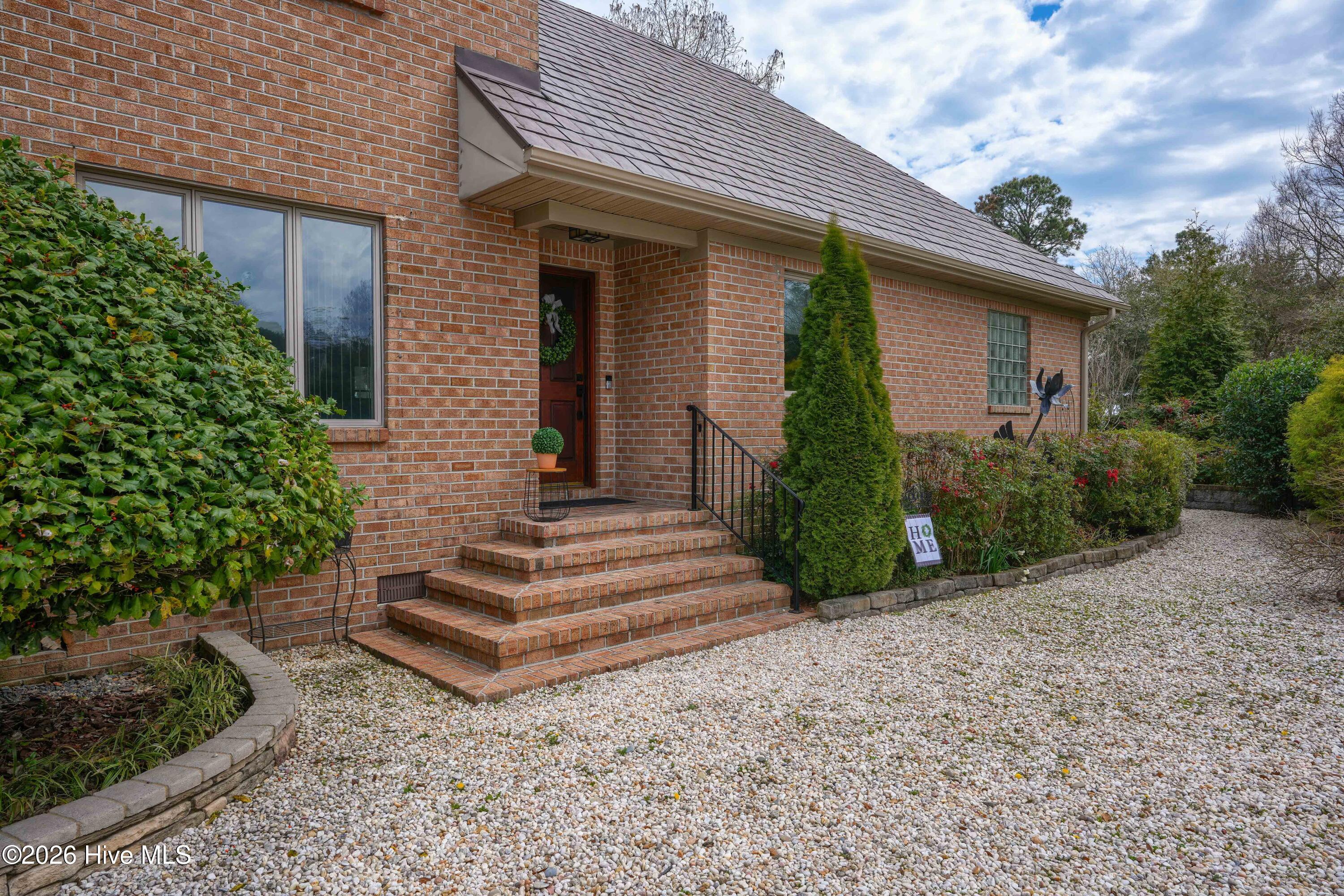 100559840 | Photo 66