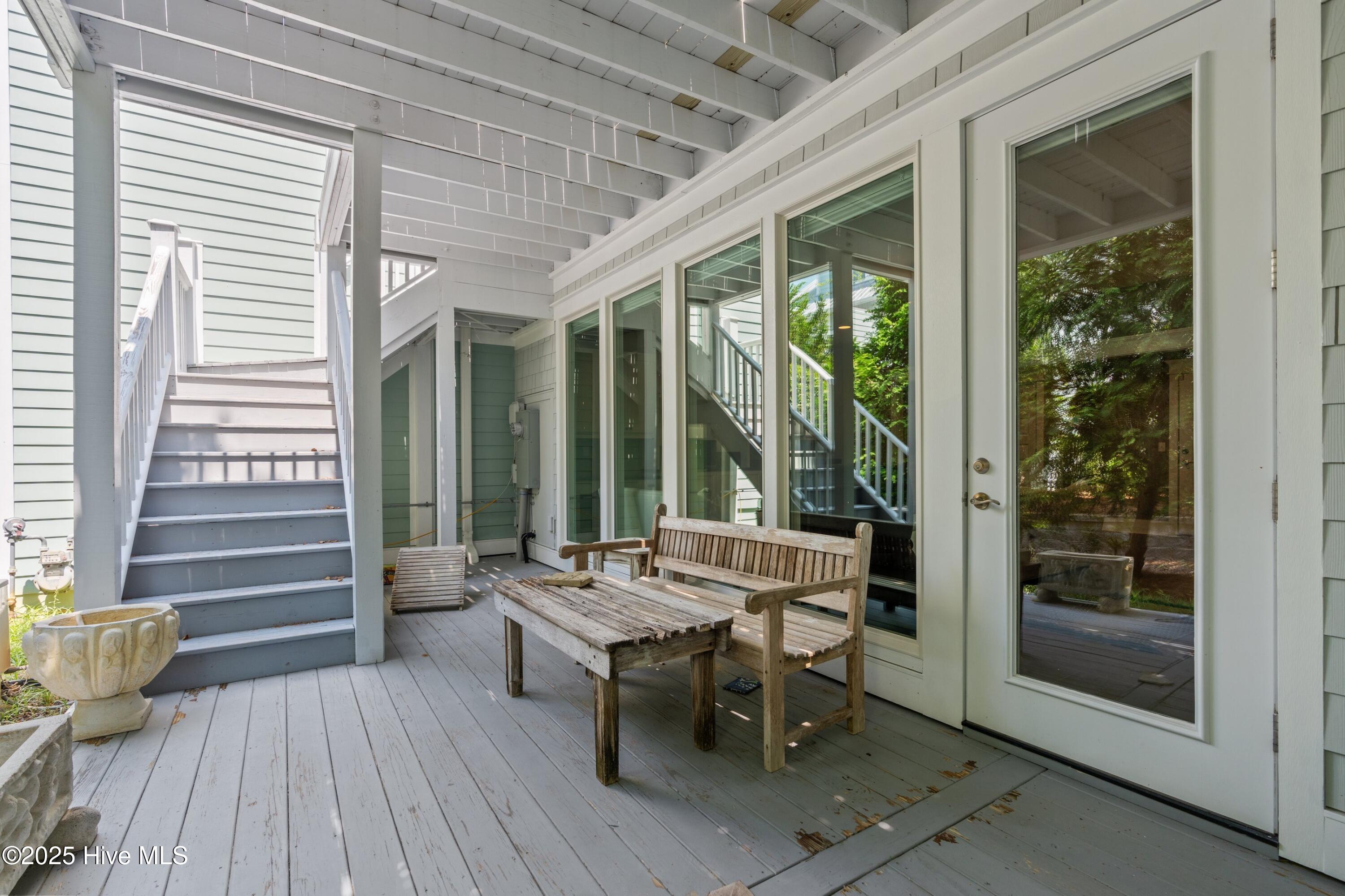 100507237 | Photo 32