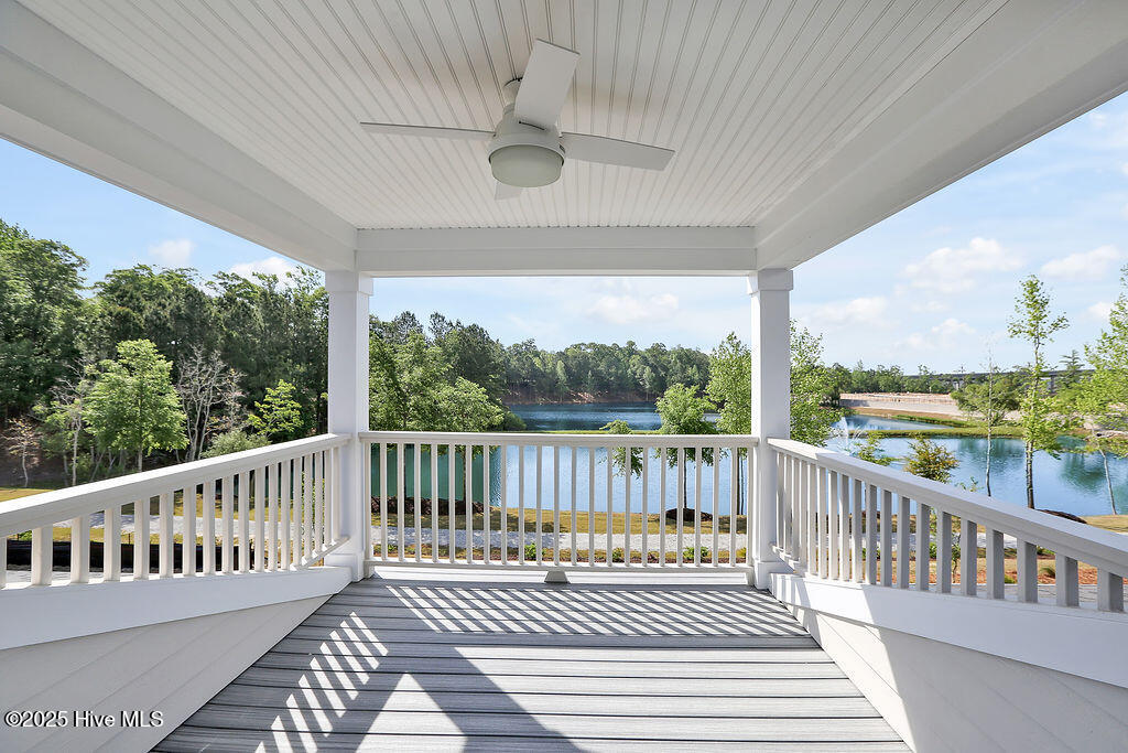 100554434 | Photo 45