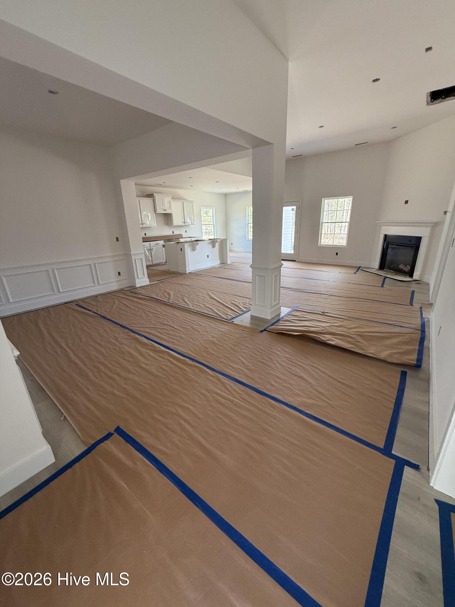 100546686 | Photo 14