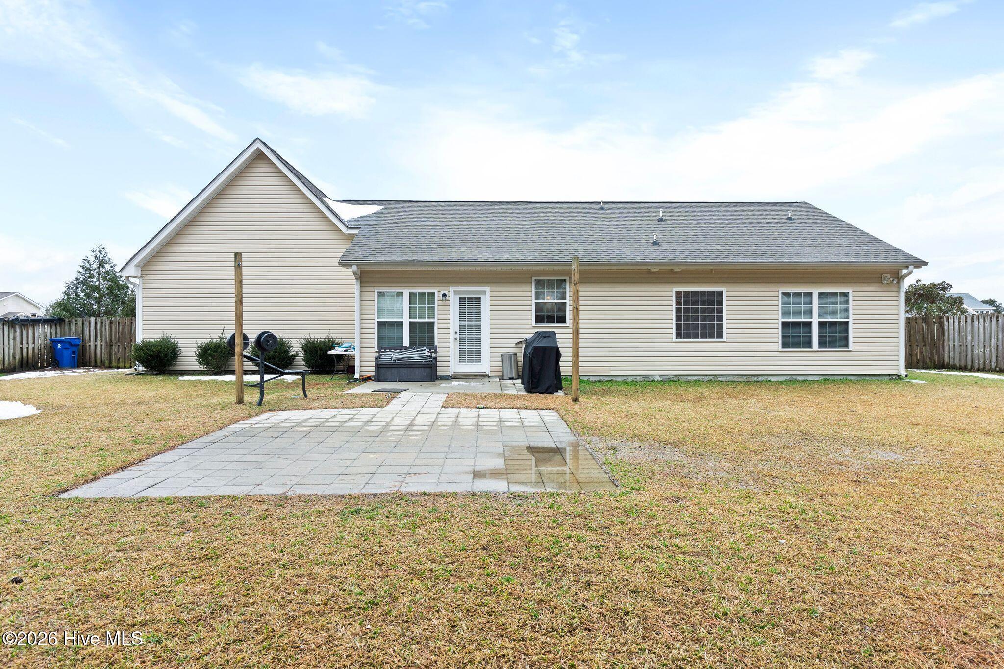 100553781 | Photo 28