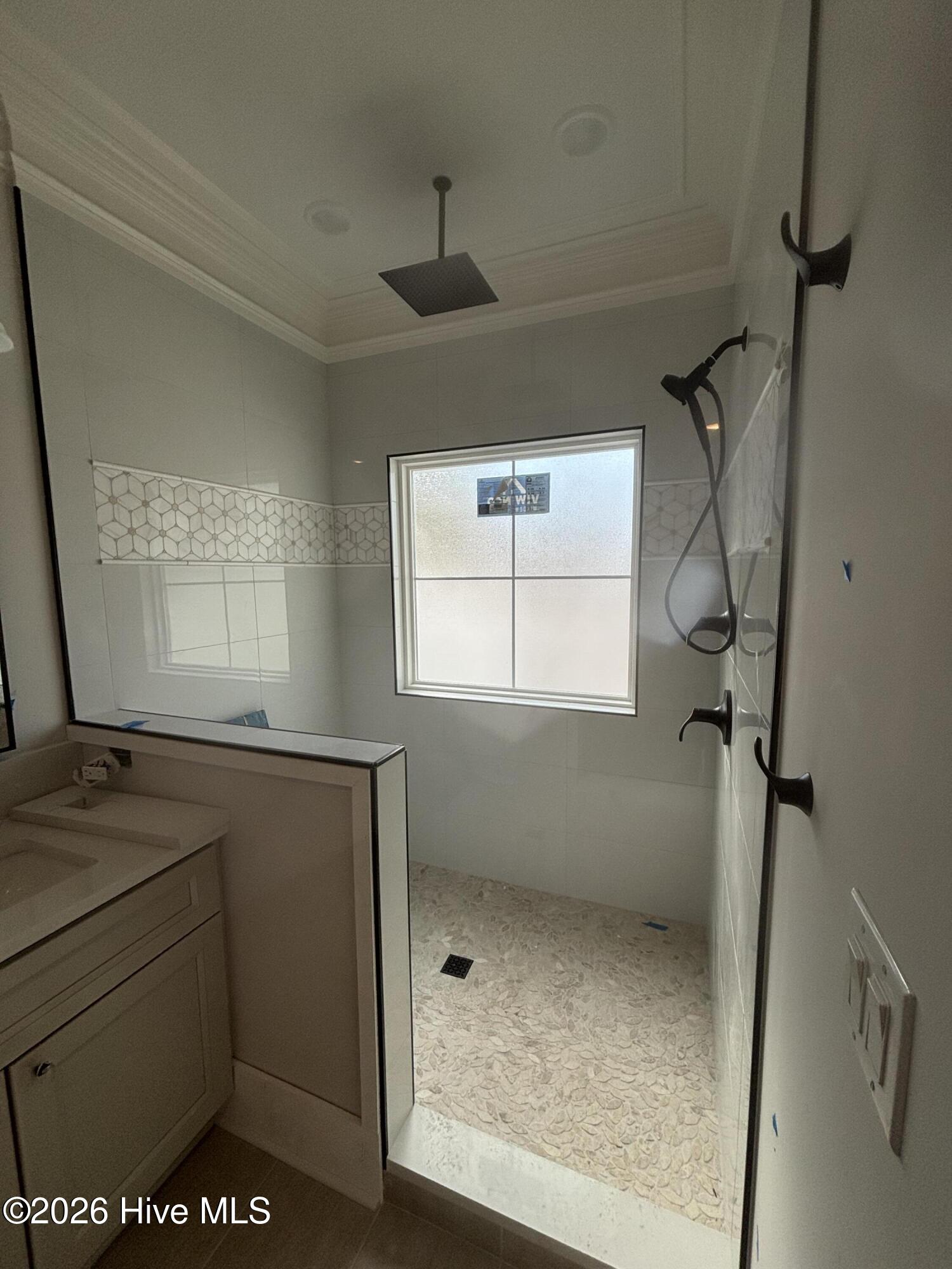 100516675 | Photo 72