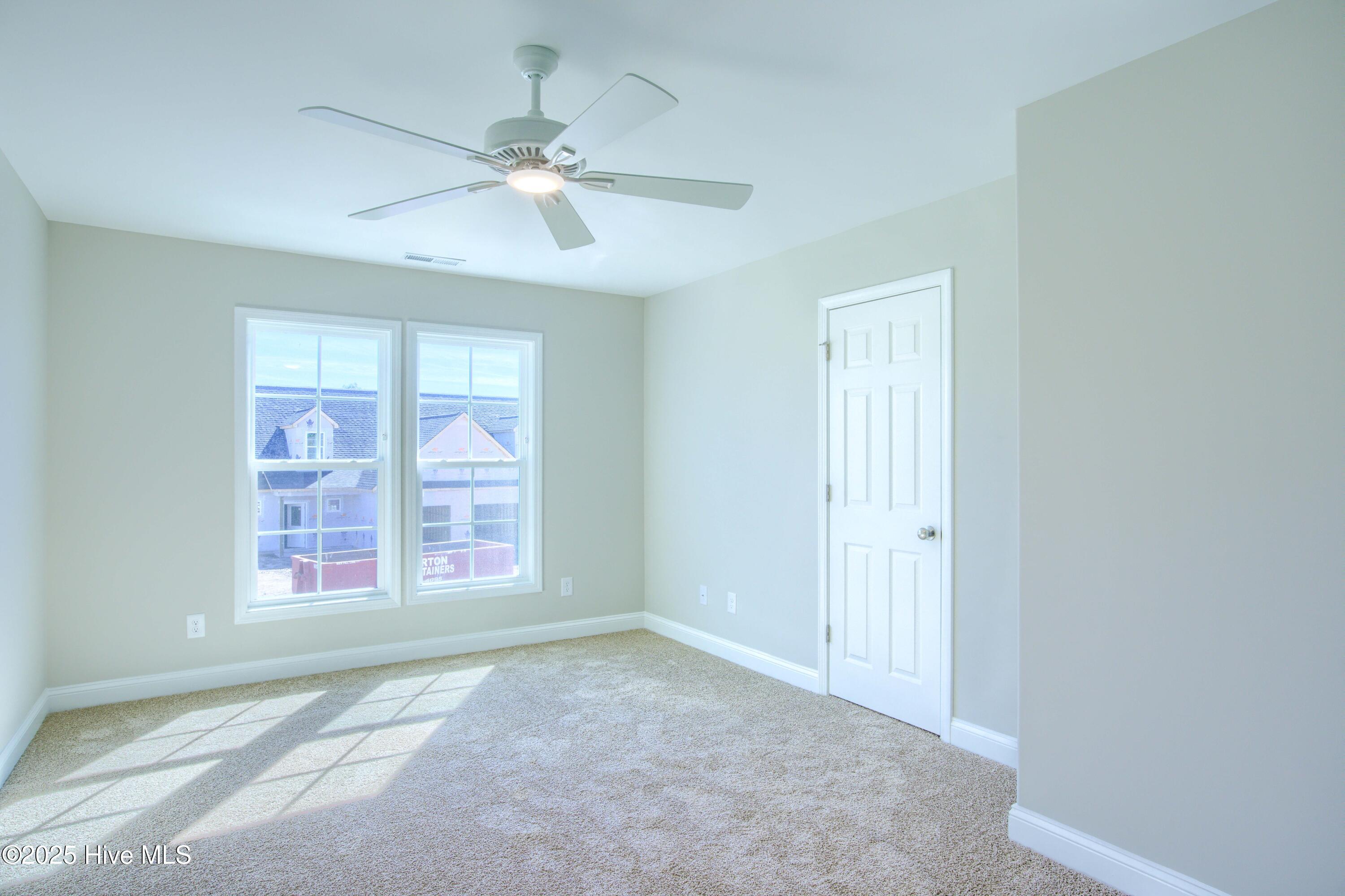 100495056 | Photo 23