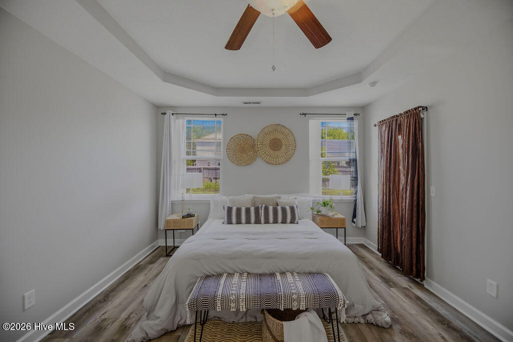 100568501 | Photo 18