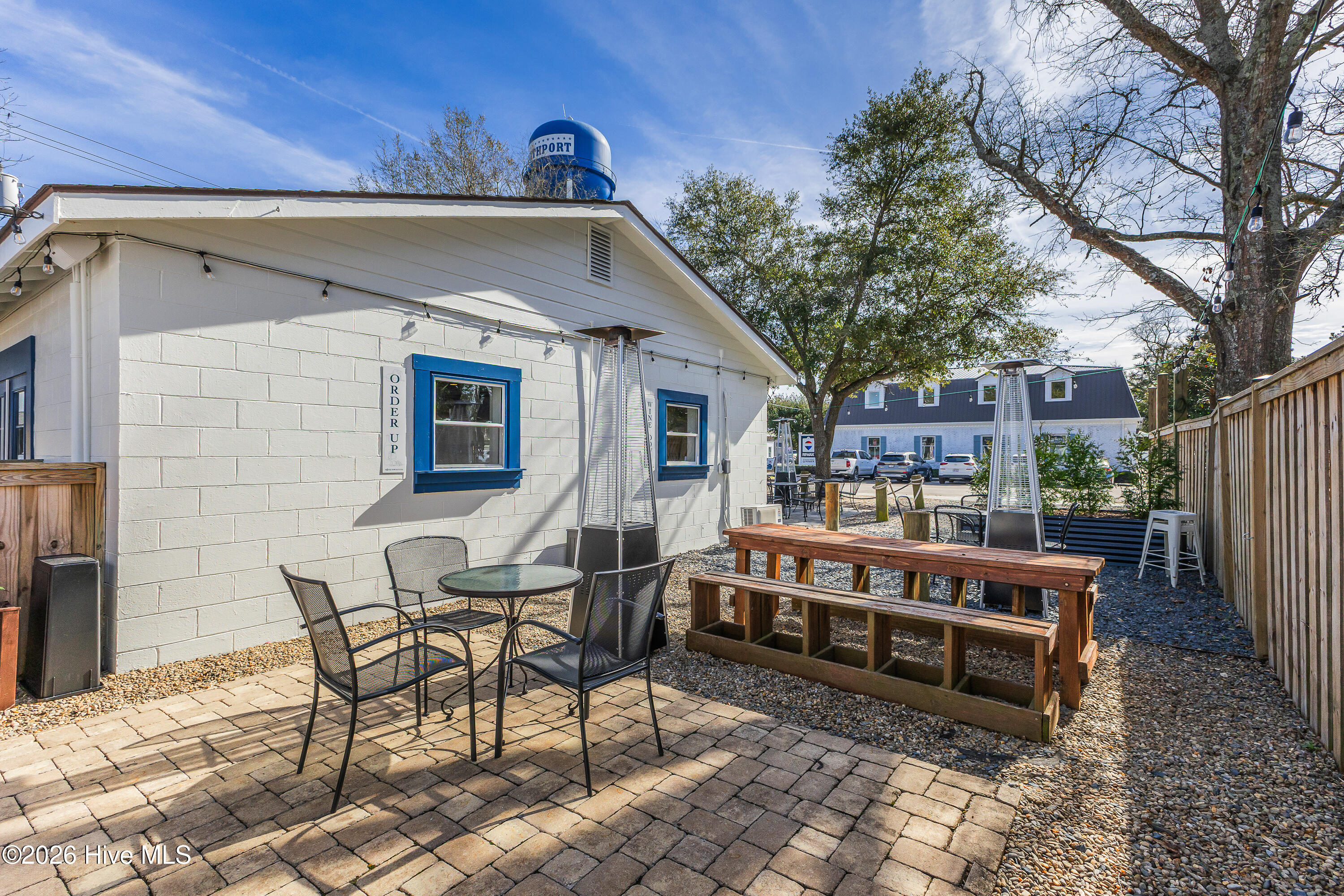 100517348 | Photo 48