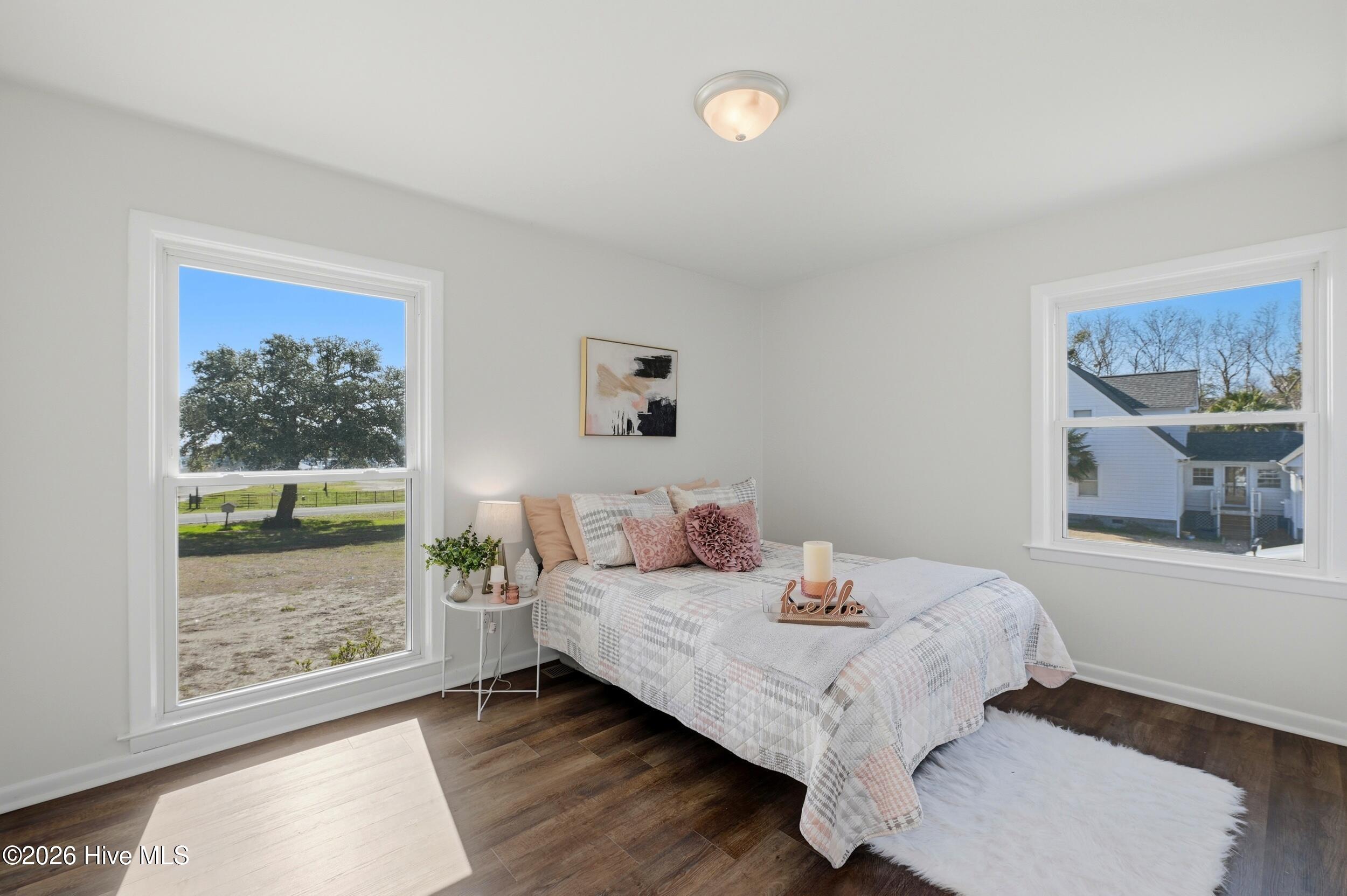 100555632 | Photo 25