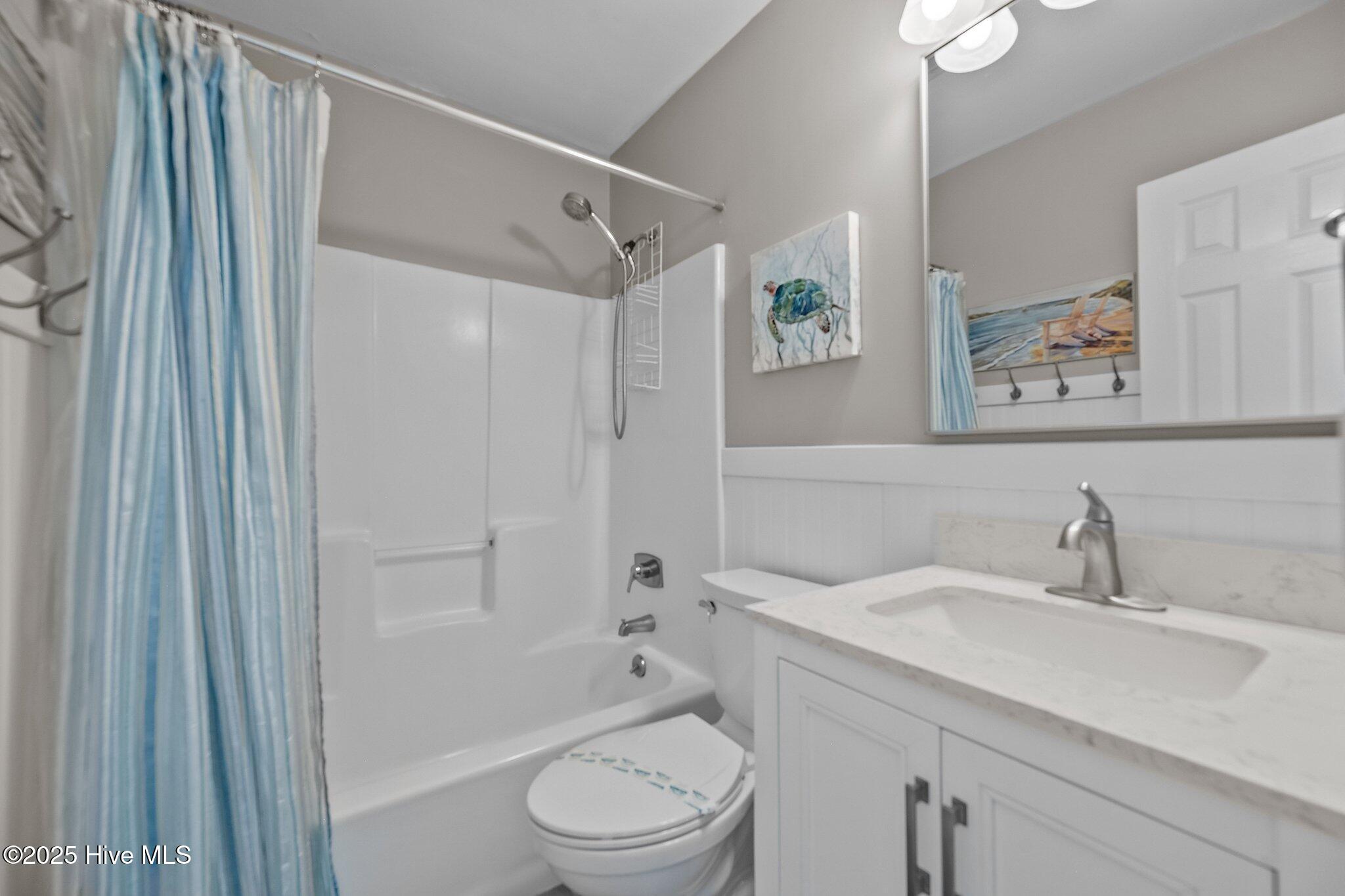 100497949 | Photo 19