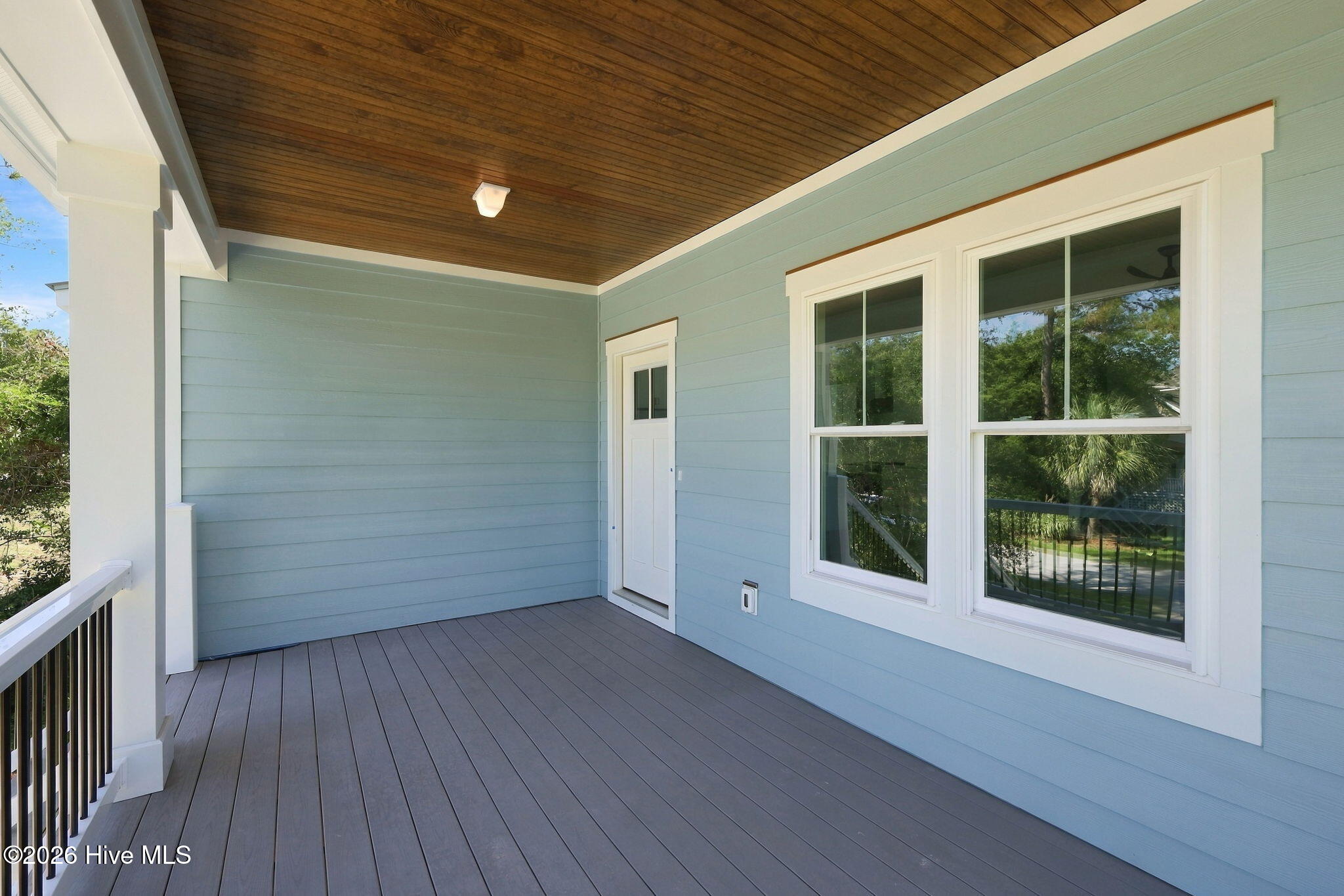 Photo 4 of Single family home for sale at 405 Emerald Landing Dr, Emerald Isle, NC 28594 | MLS# 100582972 | Listing updated on 2026-09-18