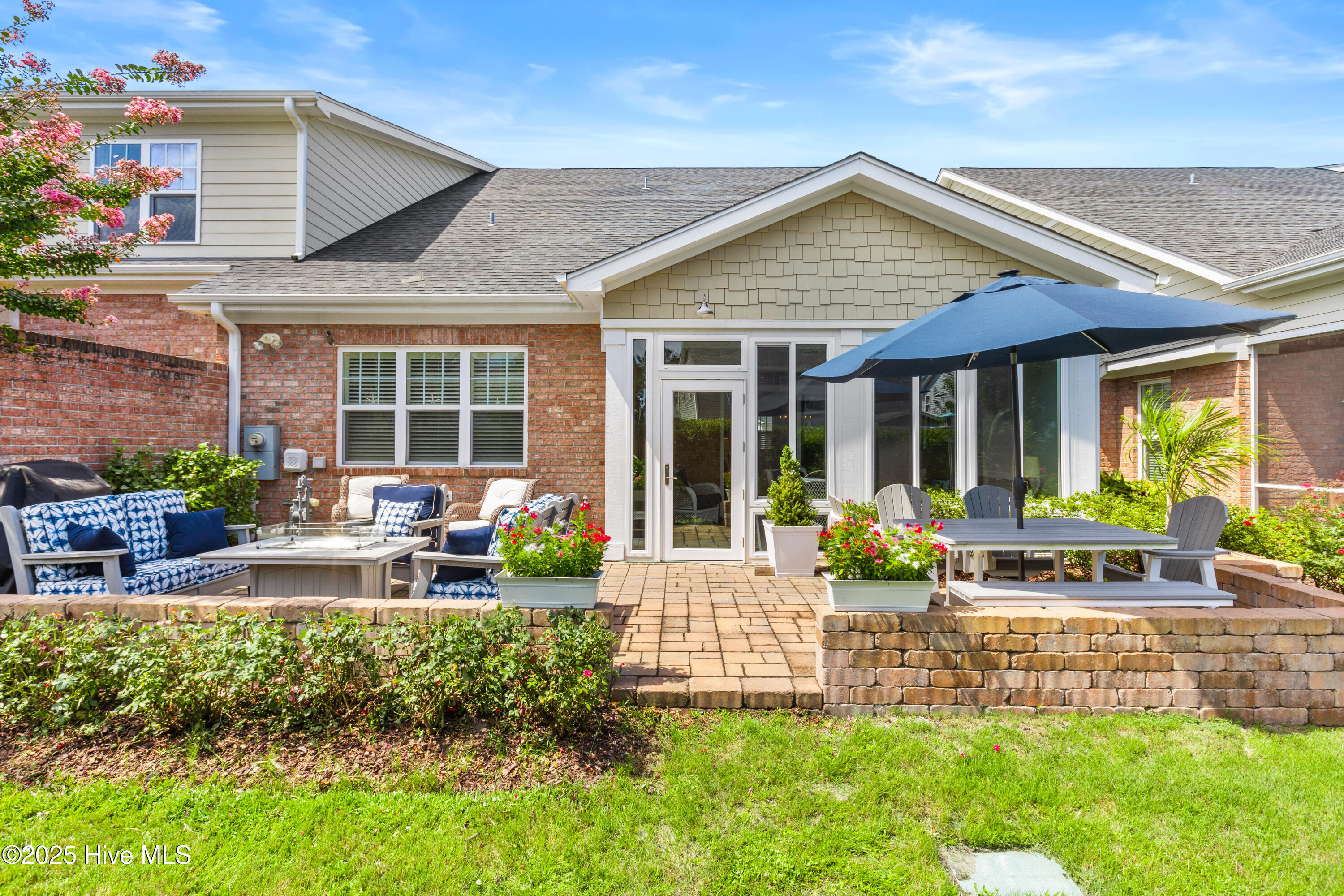 100559107 | Photo 45