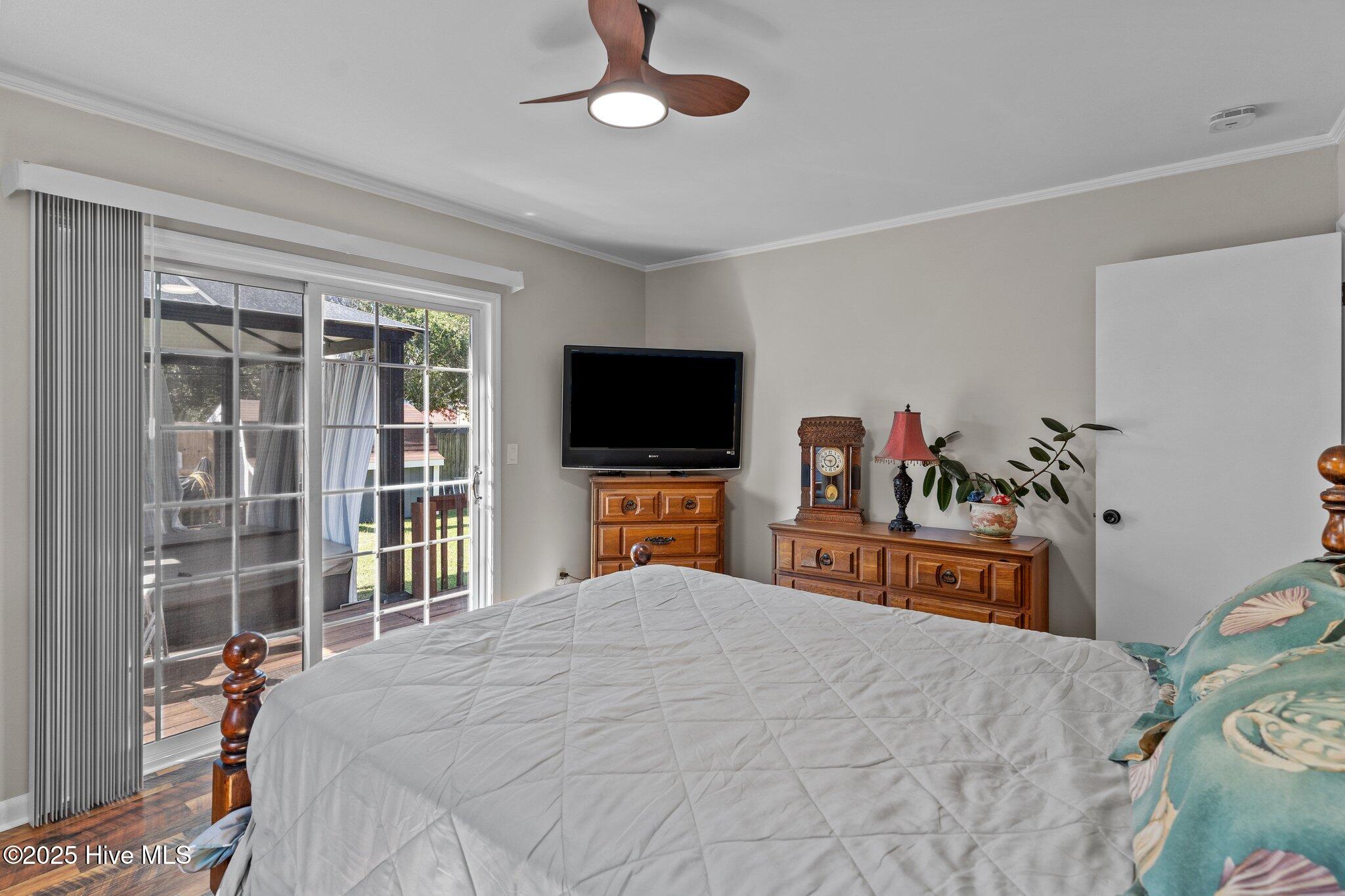 100527496 | Photo 23