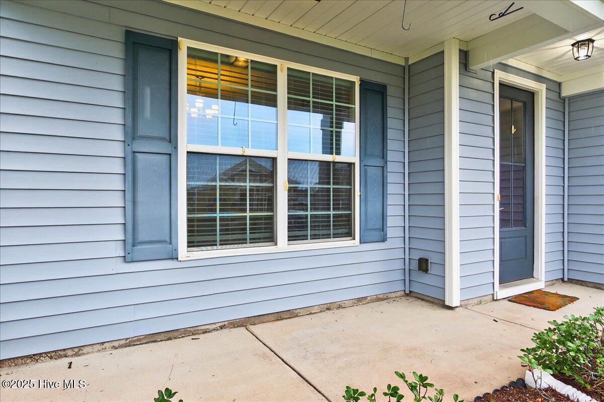 100522769 | Photo 42