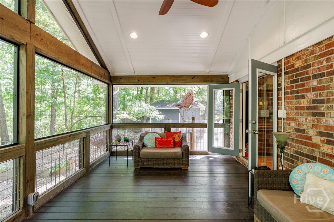 117 Gibbons Place
