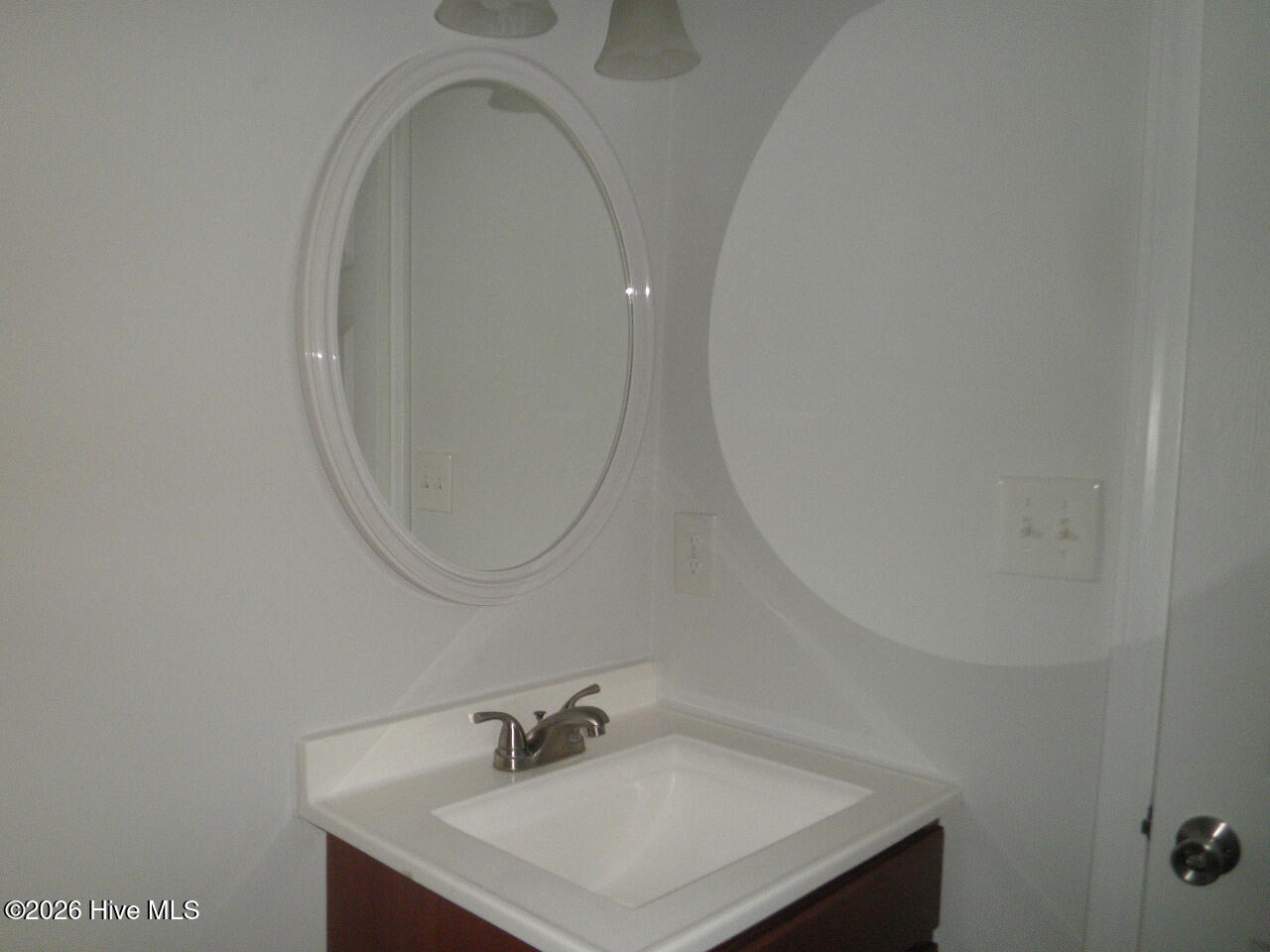 100557446 | Photo 14