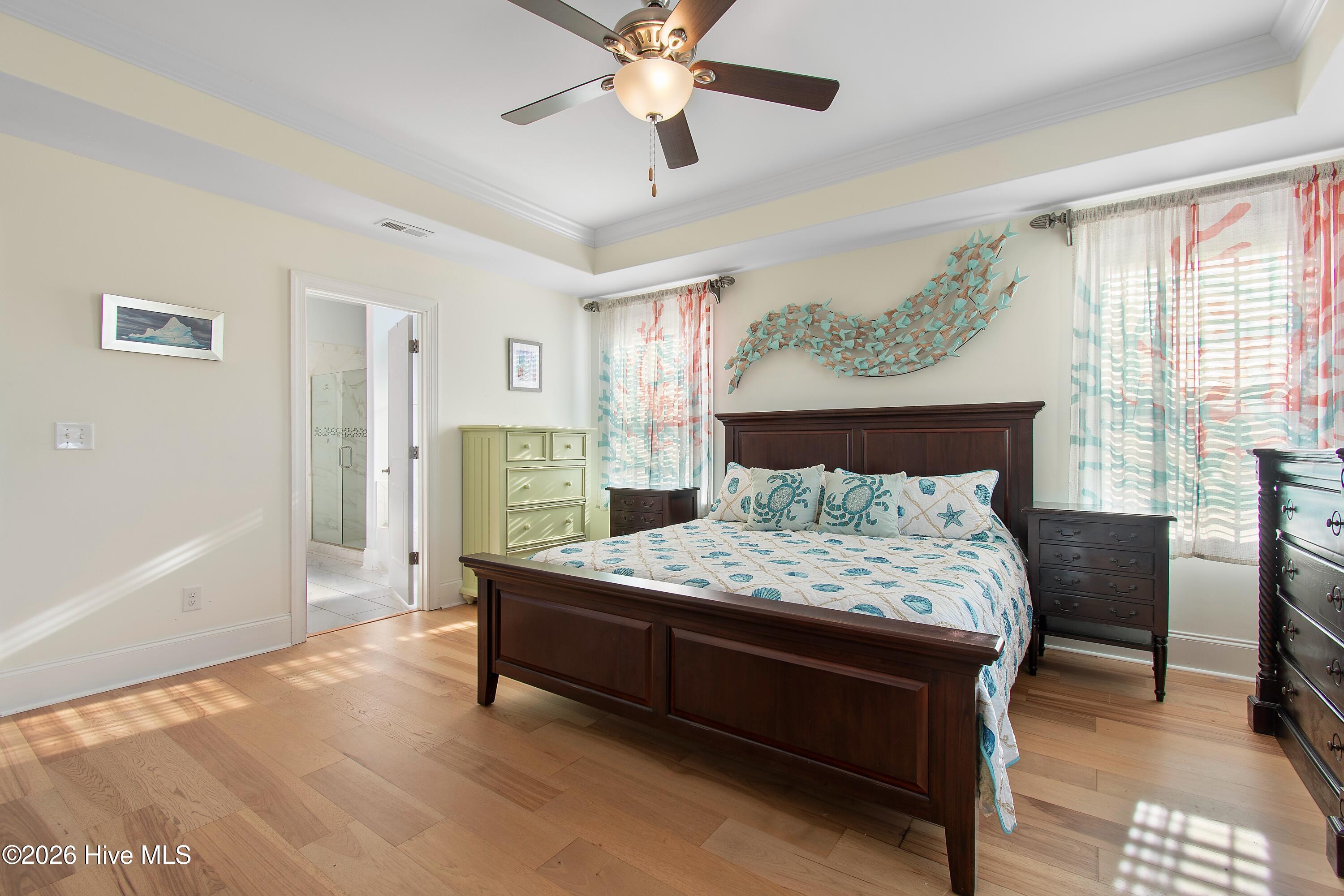 100548400 | Photo 23