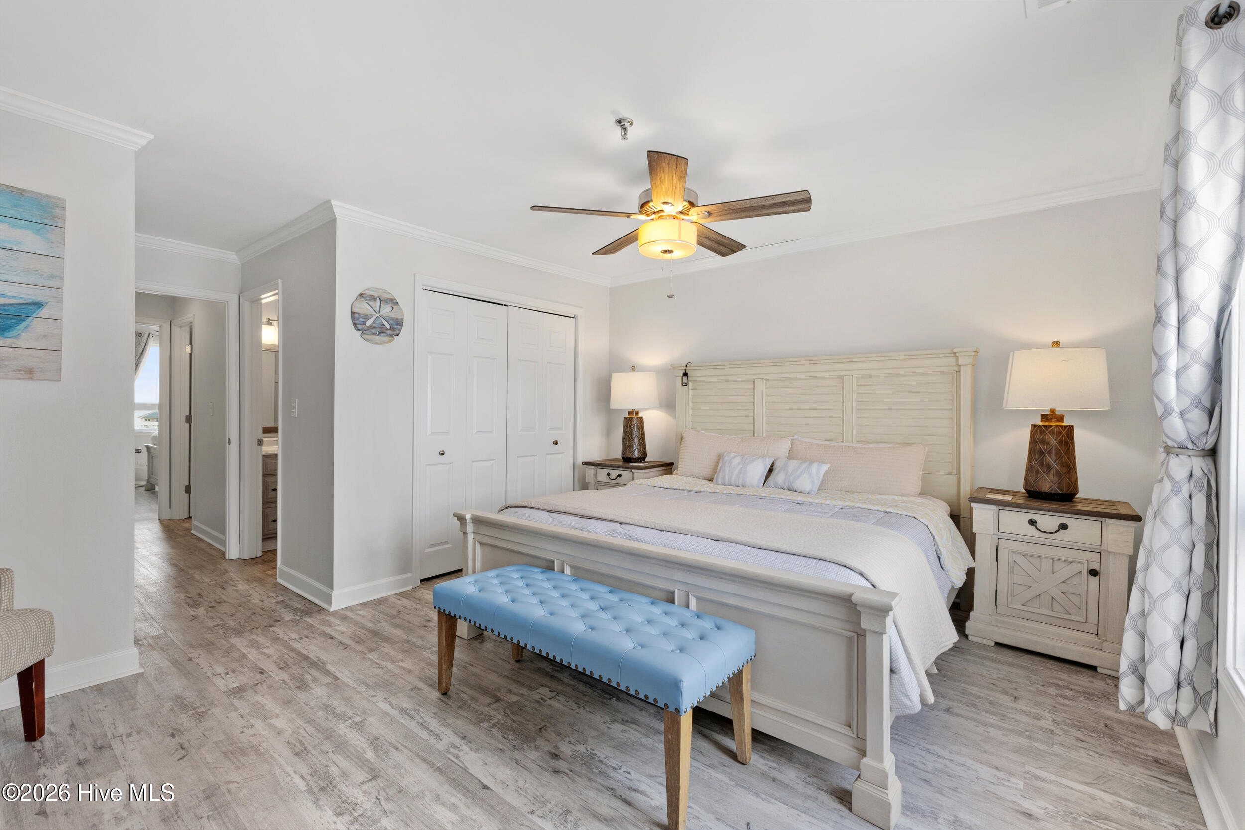 100566139 | Photo 20