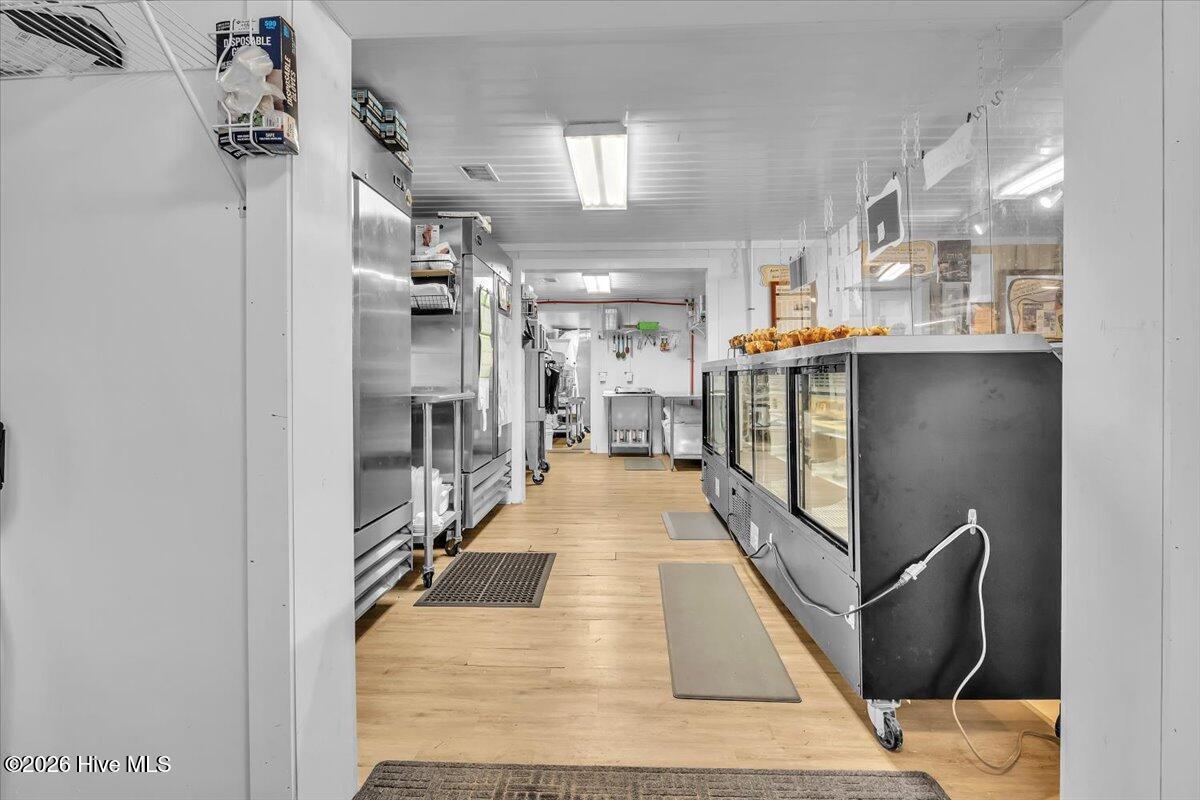 100551902 | Photo 35