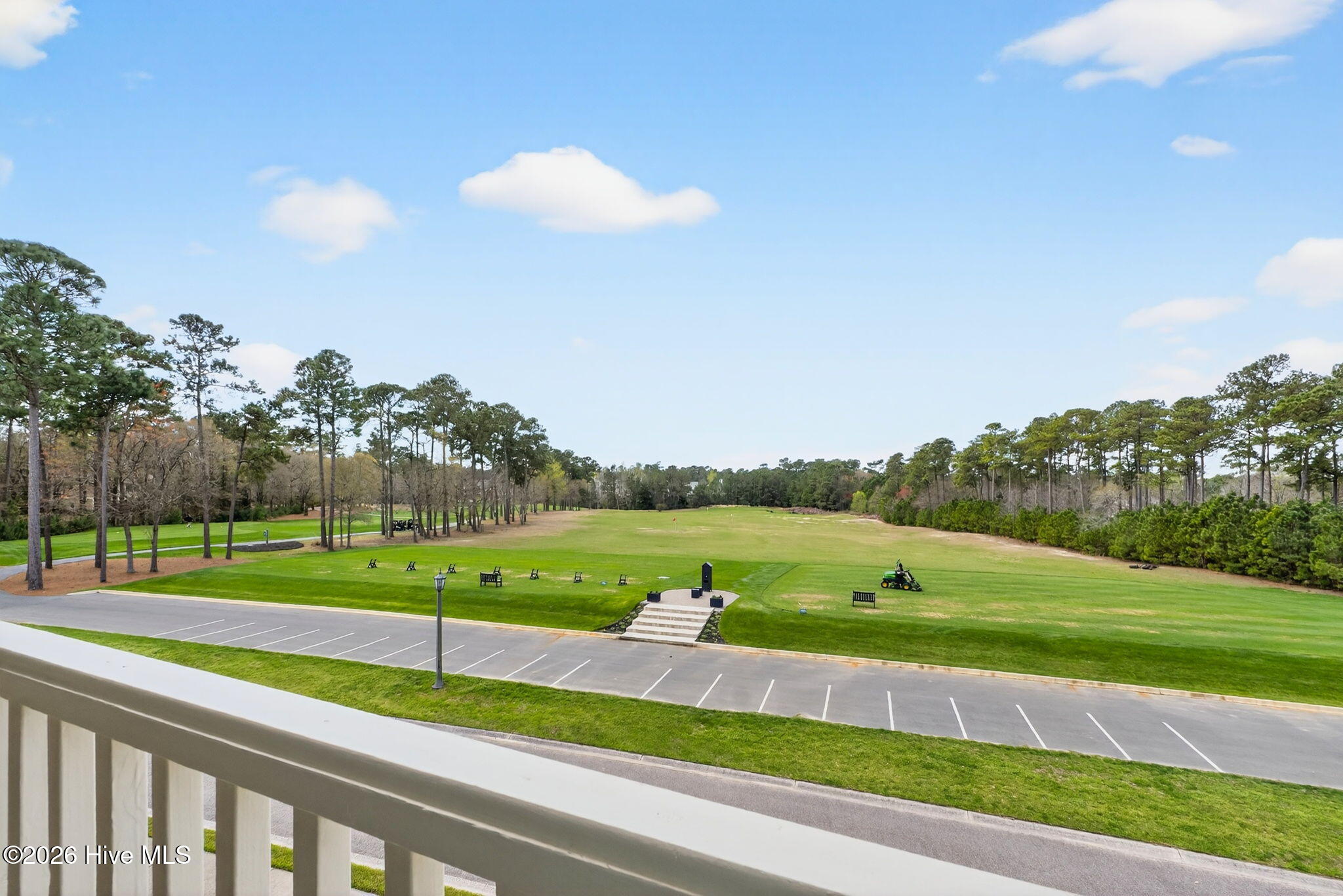 100561397 | Photo 30