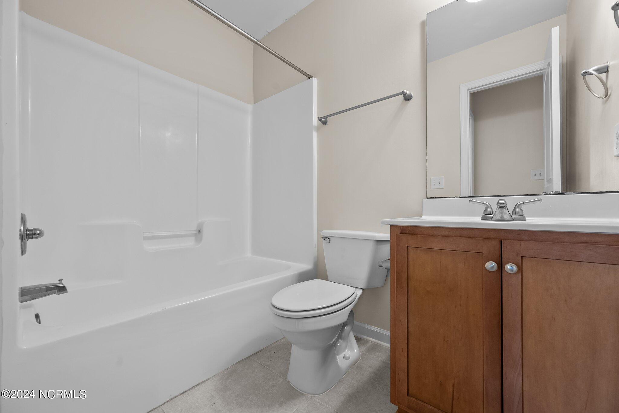 100549722 | Photo 20