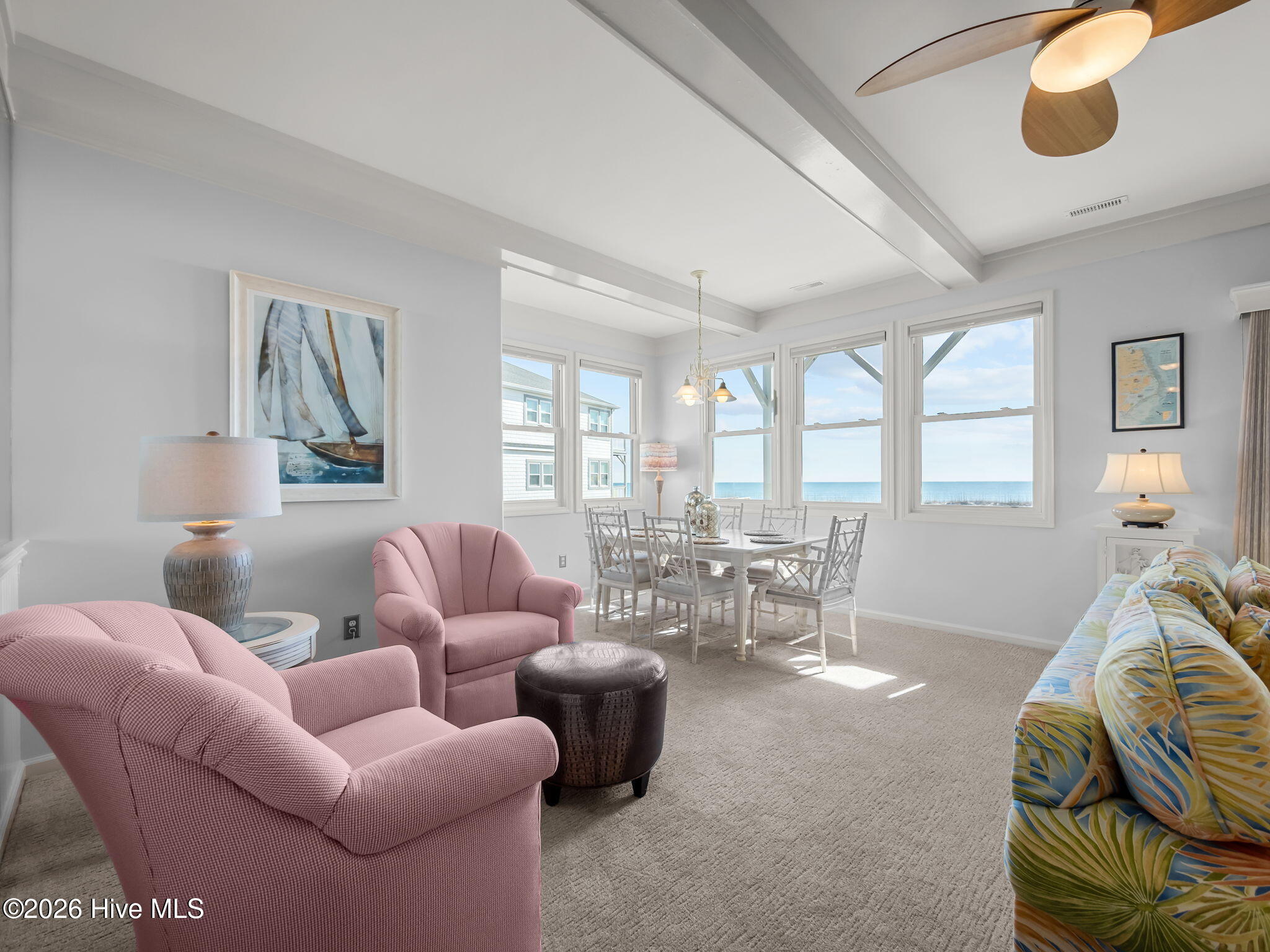 100552936 | Photo 28