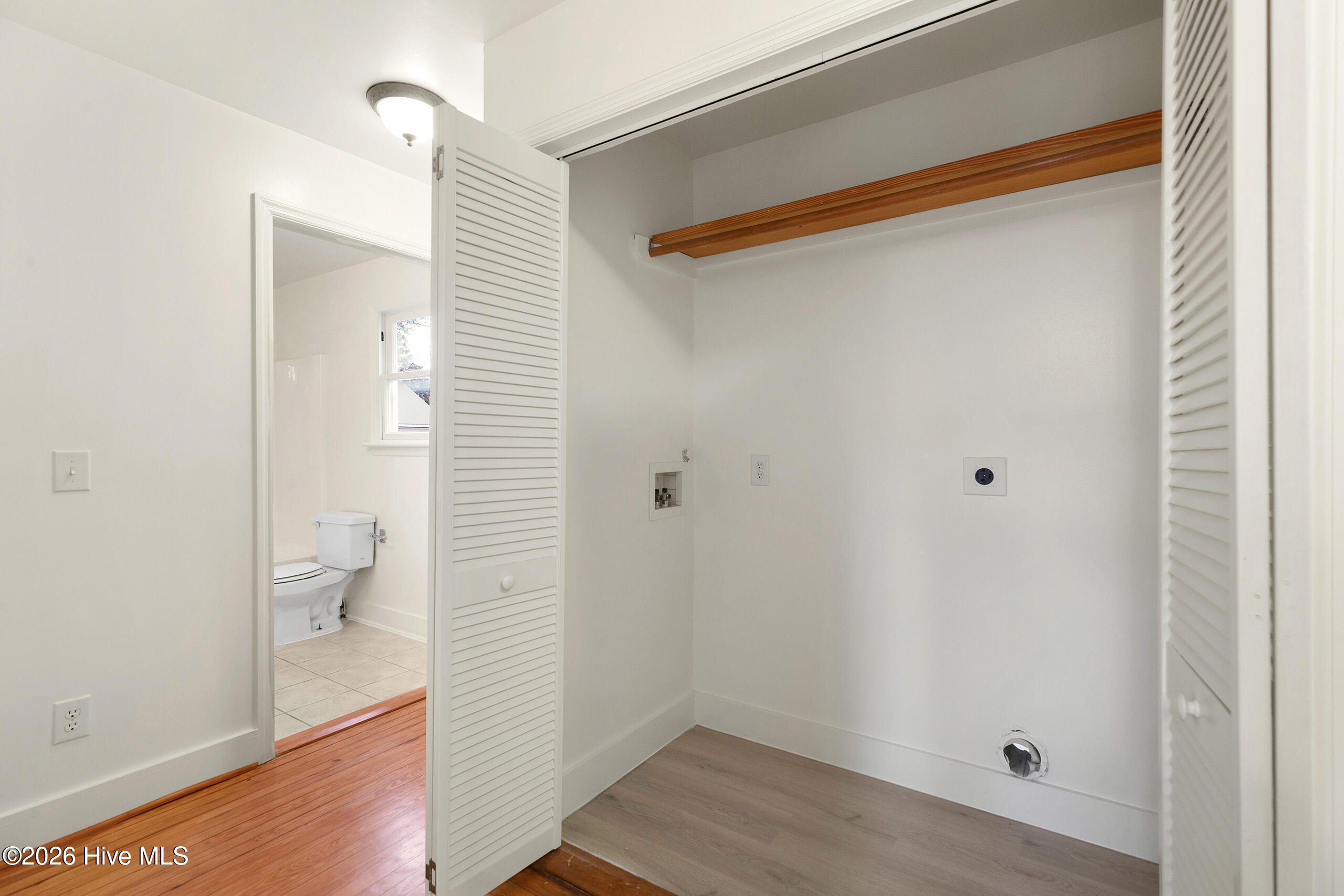 100563959 | Photo 18