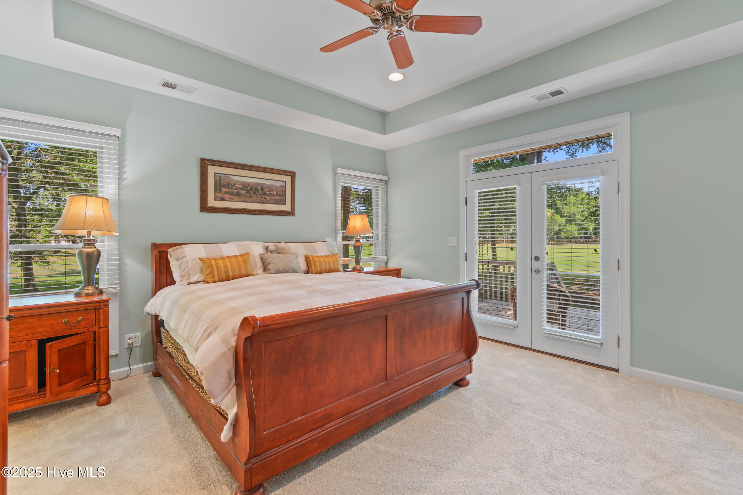 100509392 | Photo 36