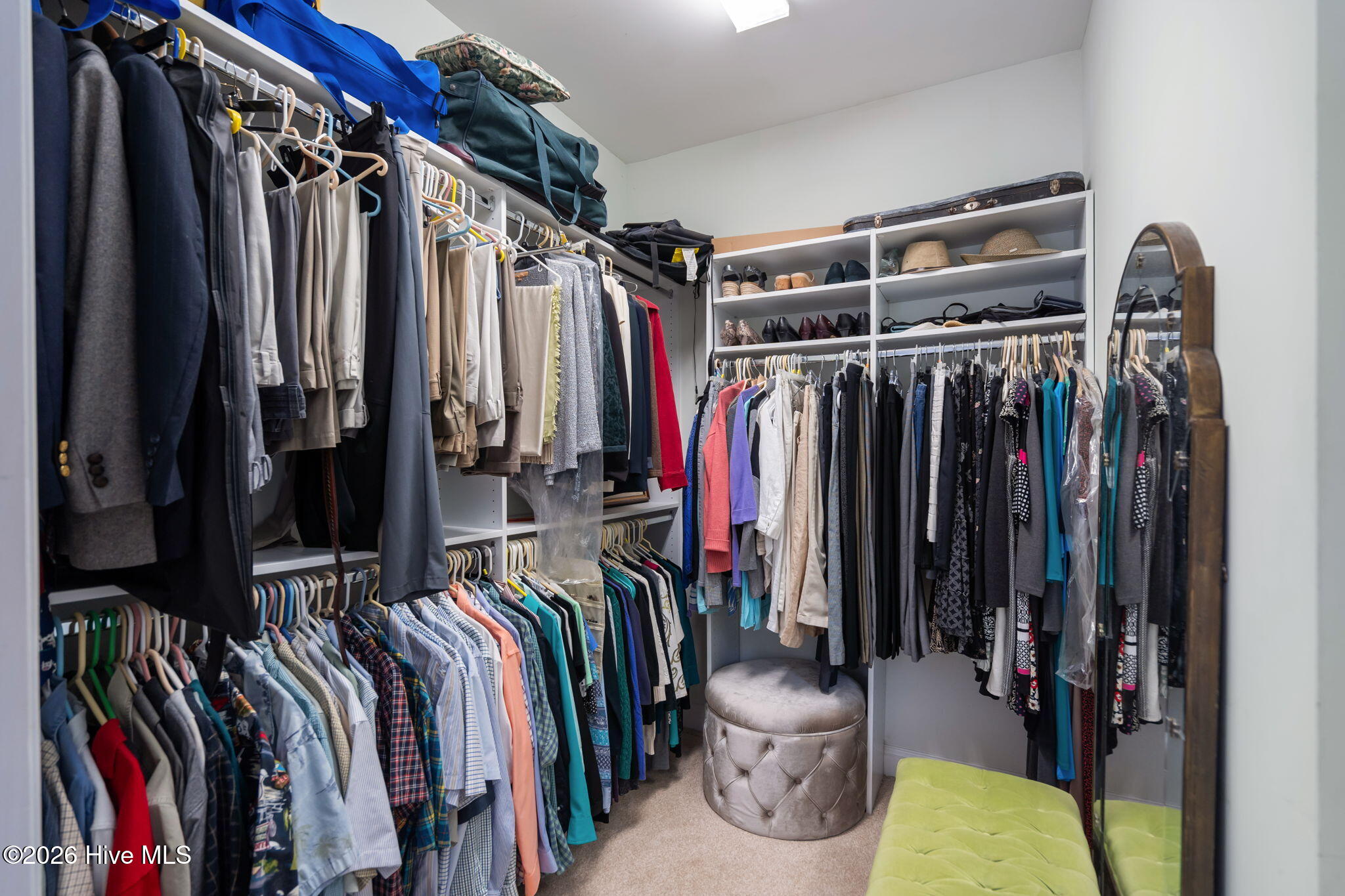 100560775 | Photo 31