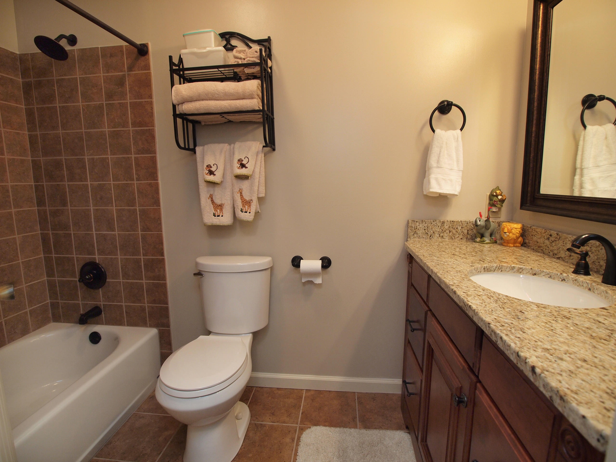 2nd Full Bathroom