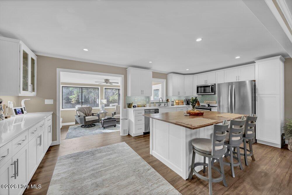 100551838 | Photo 11