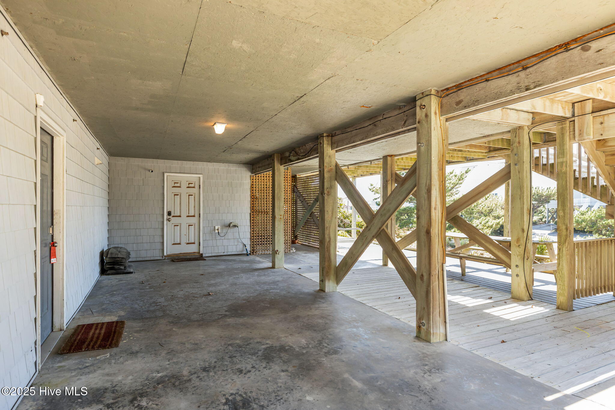 100536314 | Photo 39