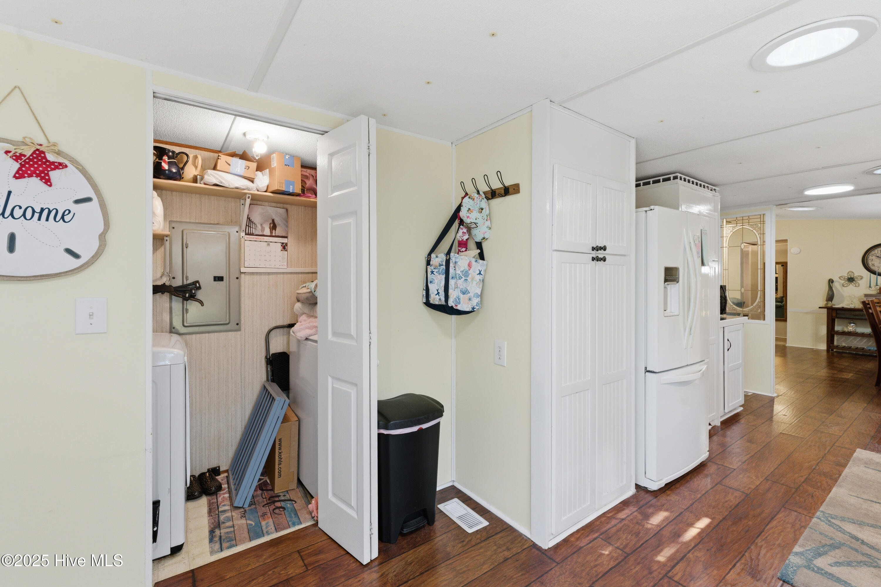 100538513 | Photo 58