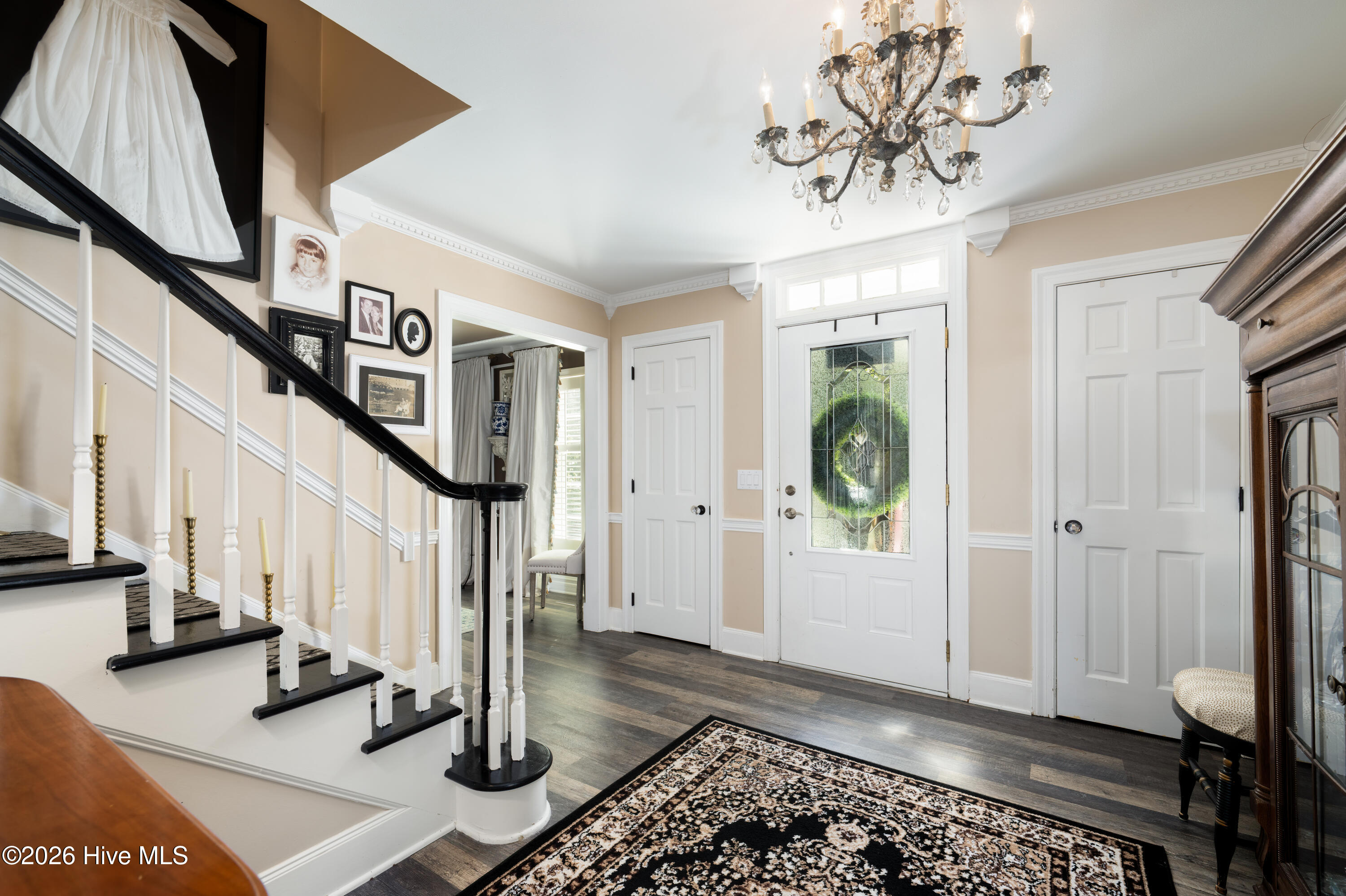 100565005 | Photo 12