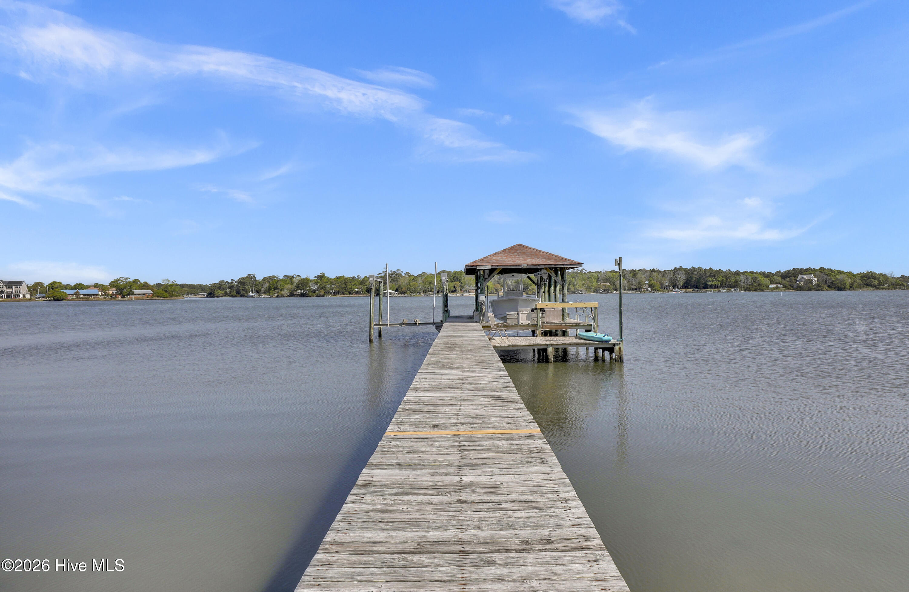 100566573 | Photo 22